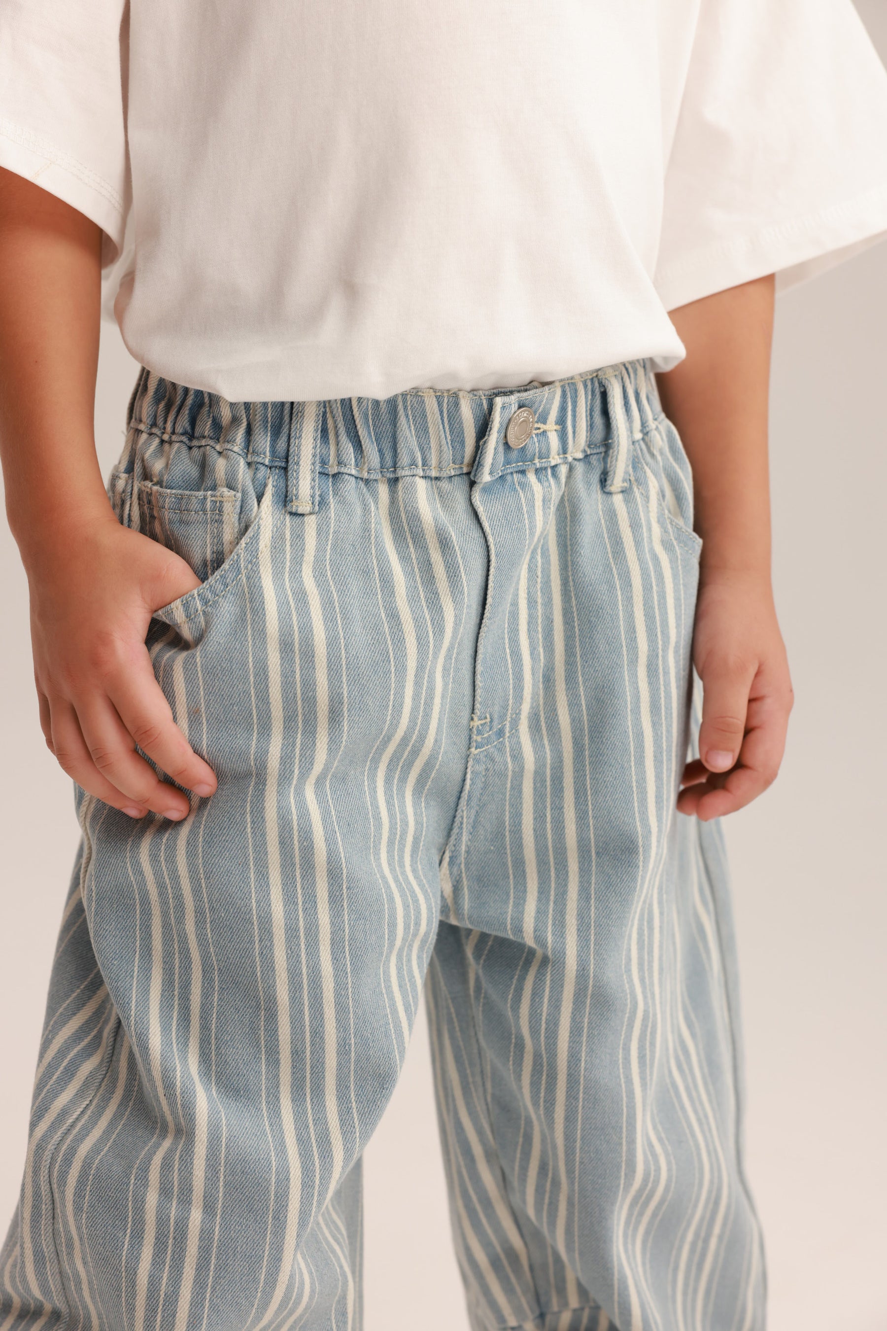 ג'ינס ליאו פסים