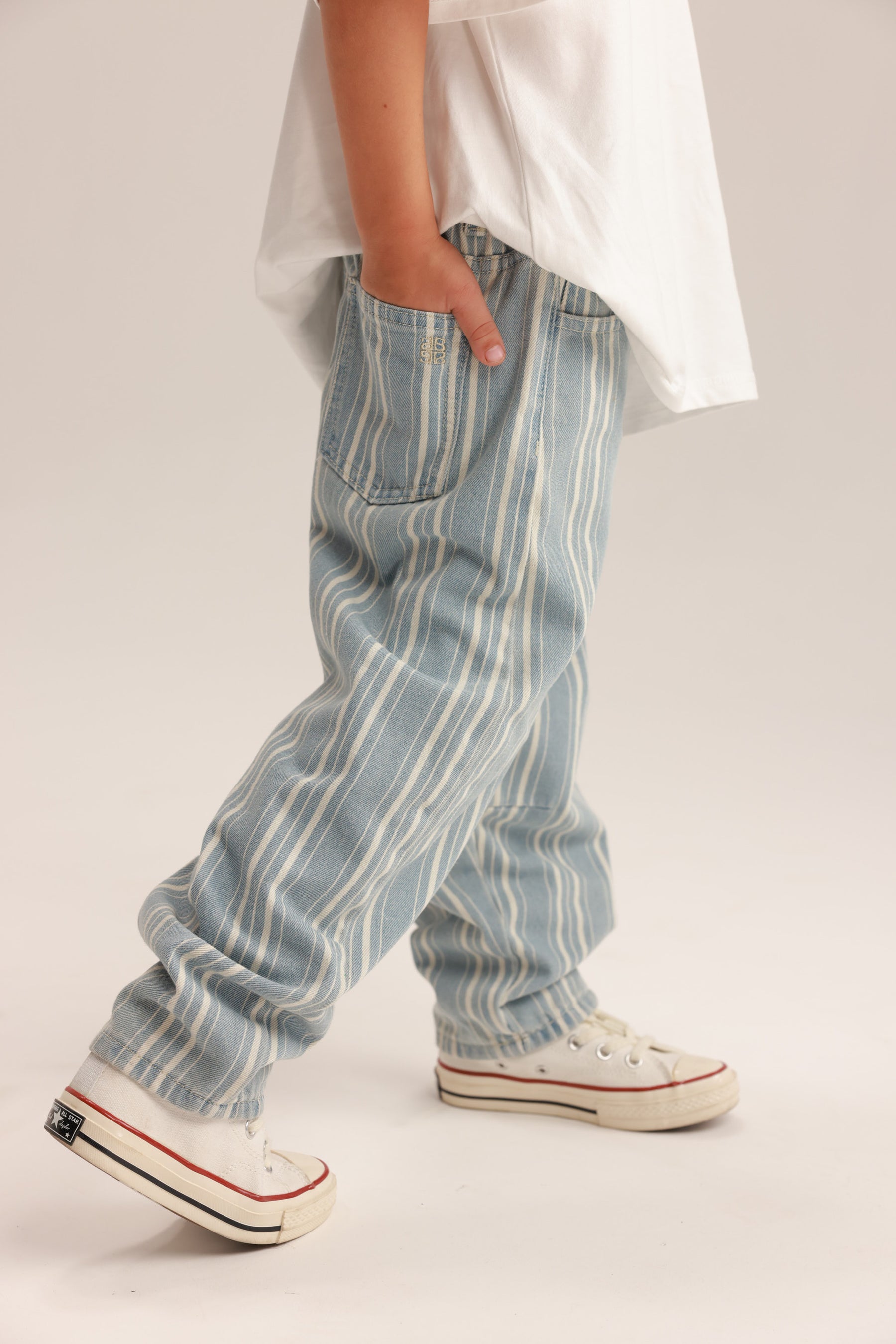 ג'ינס ליאו פסים