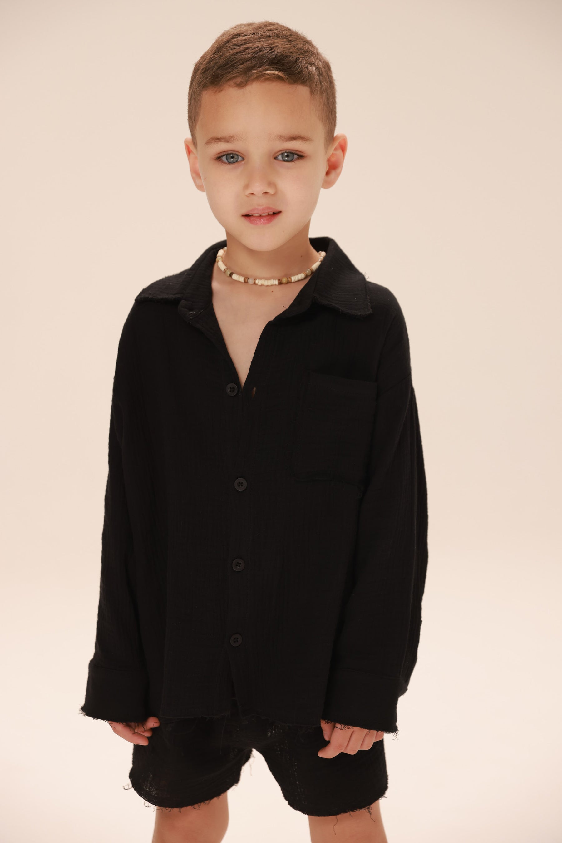 חליפת טראוויס שחורה