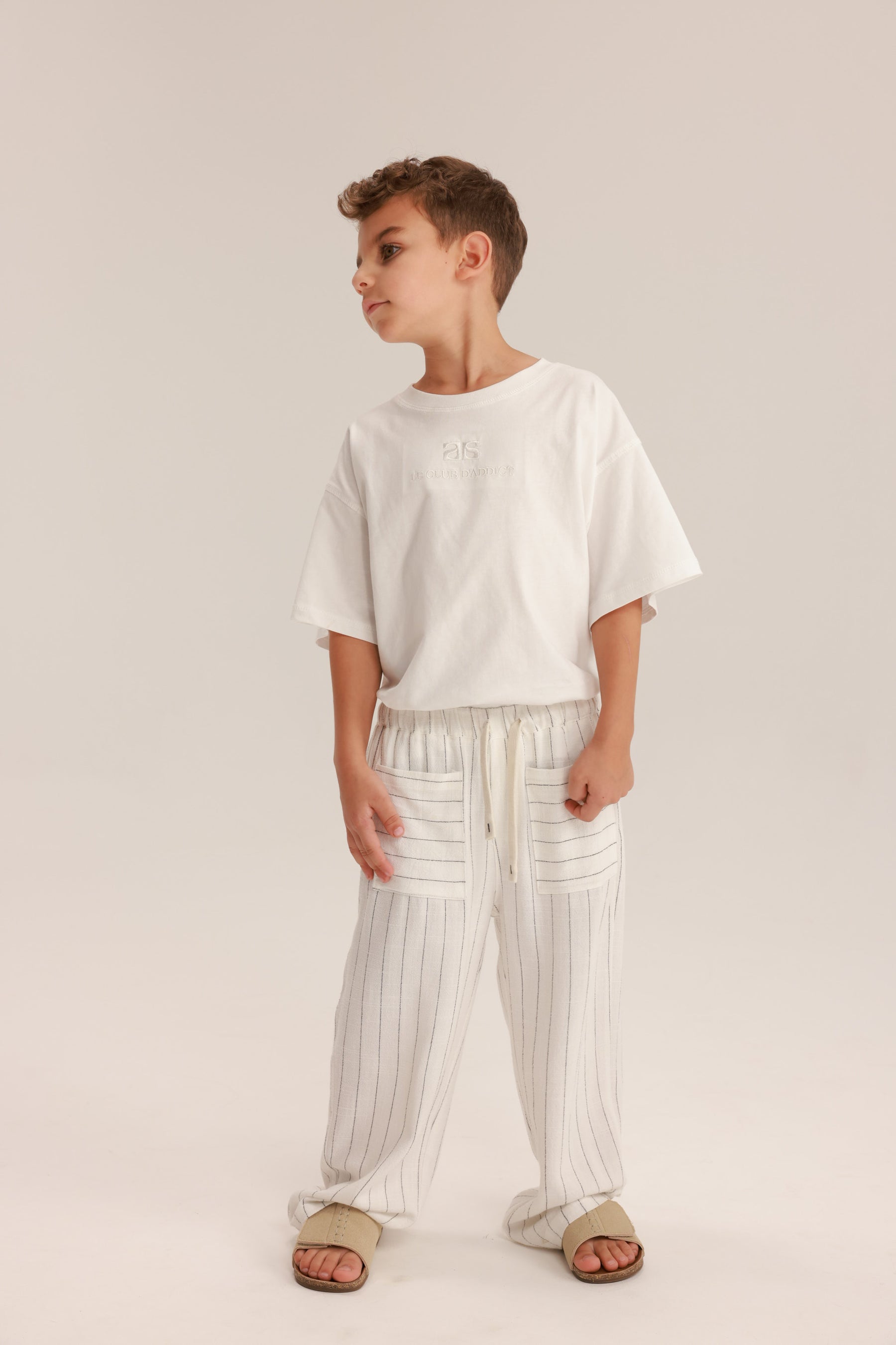 מכנסי נורי לבנים