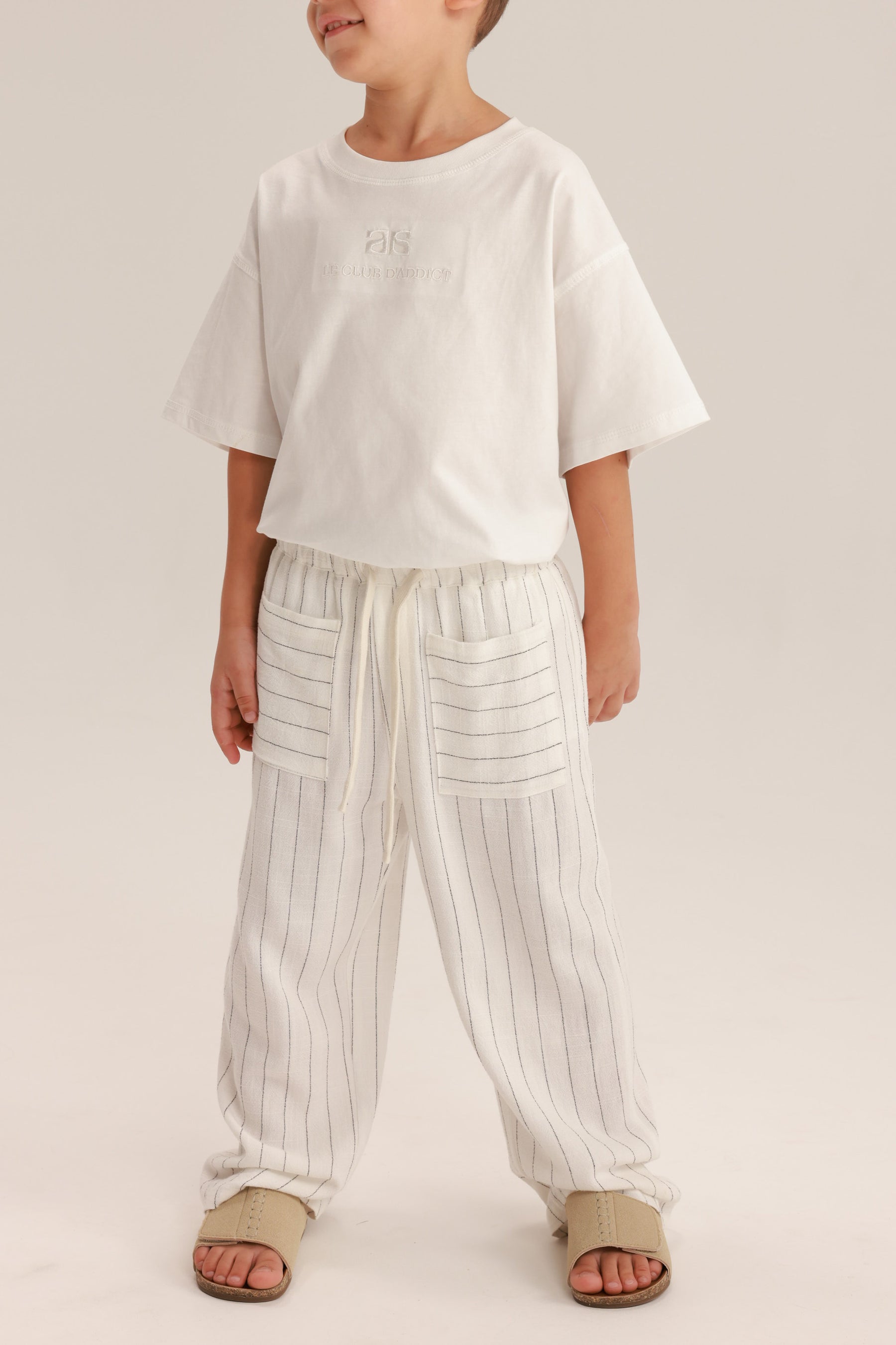 מכנסי נורי לבנים