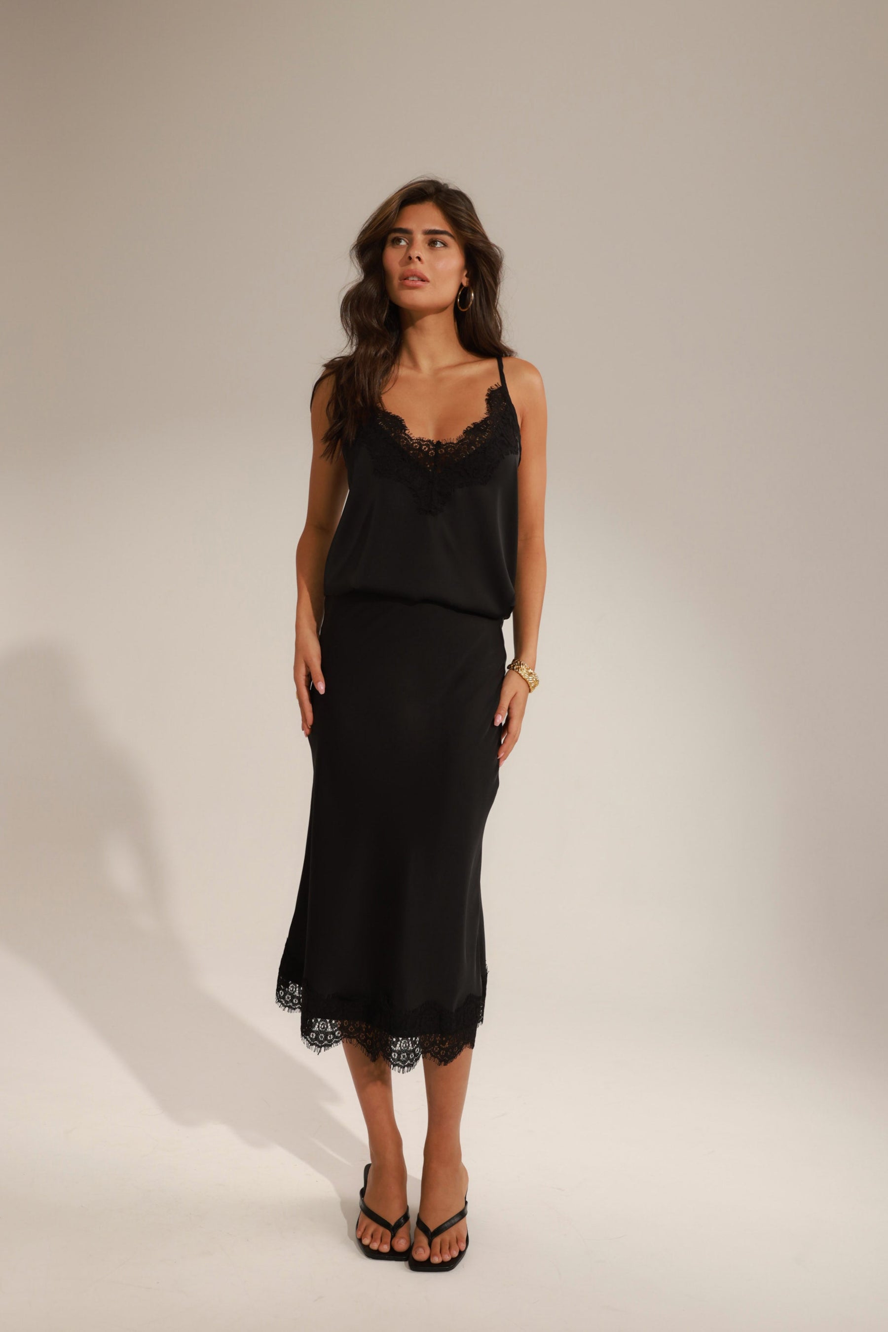 חצאית בלן שחורה