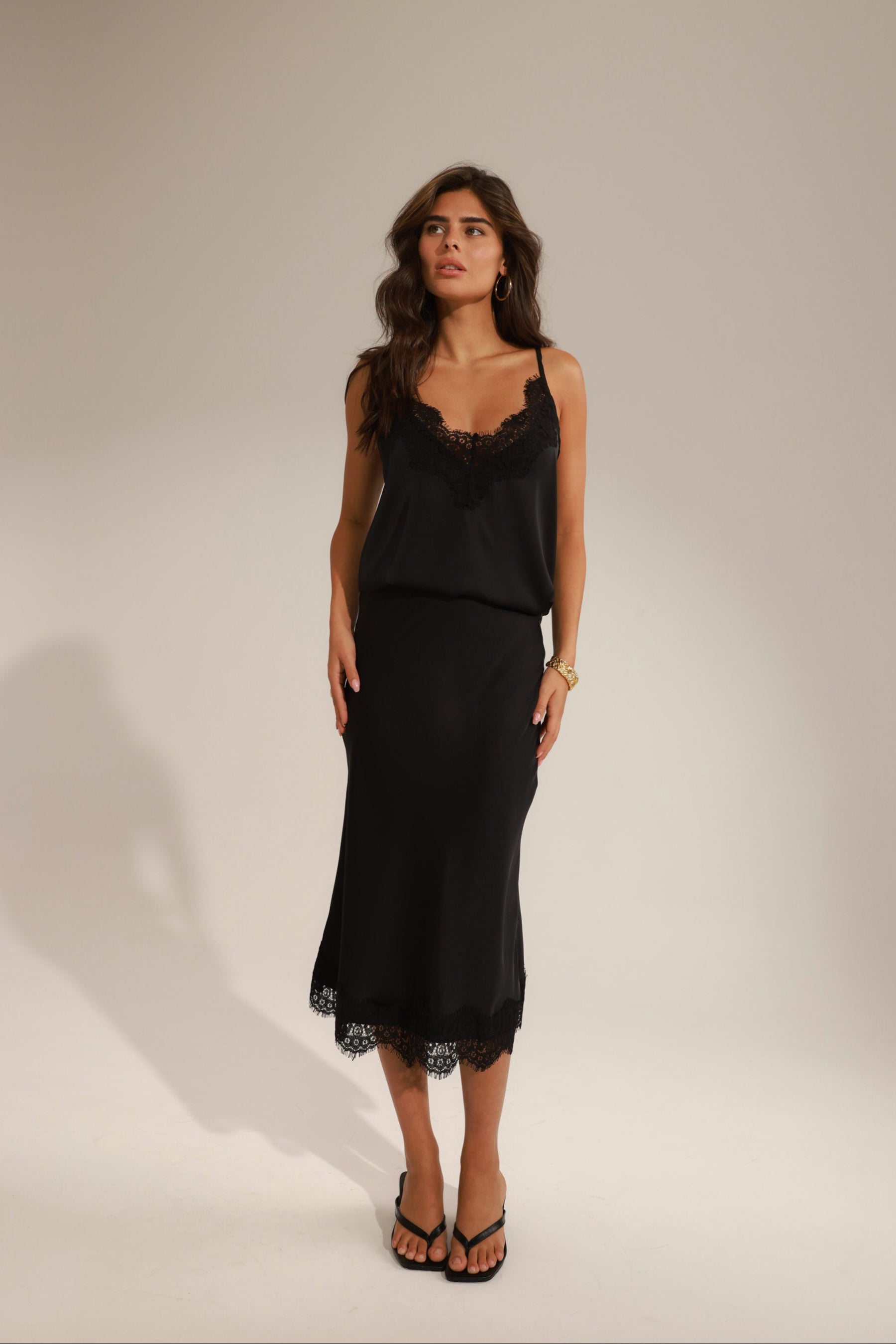 גופיית בלן שחורה