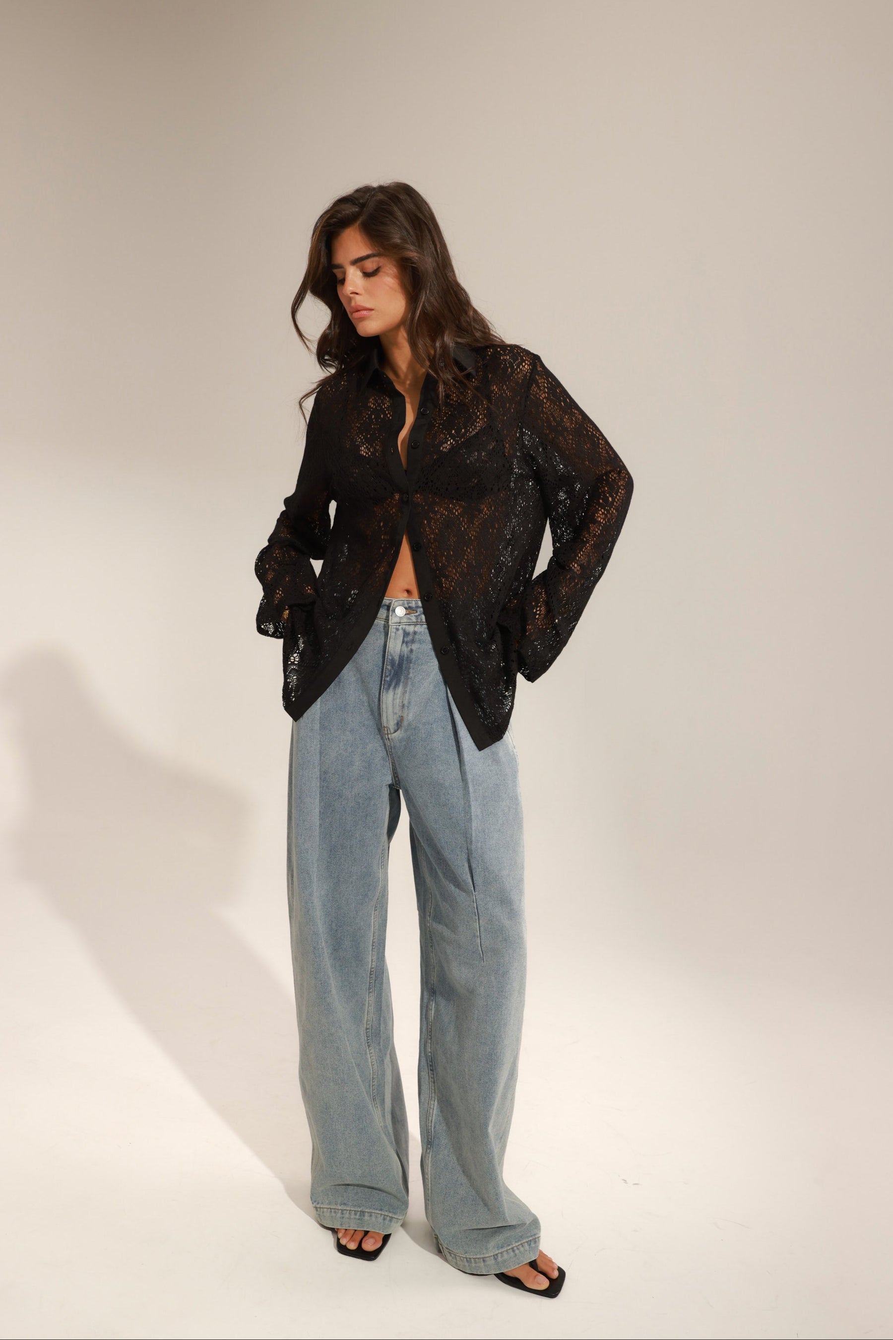 חולצת אמראל שחורה