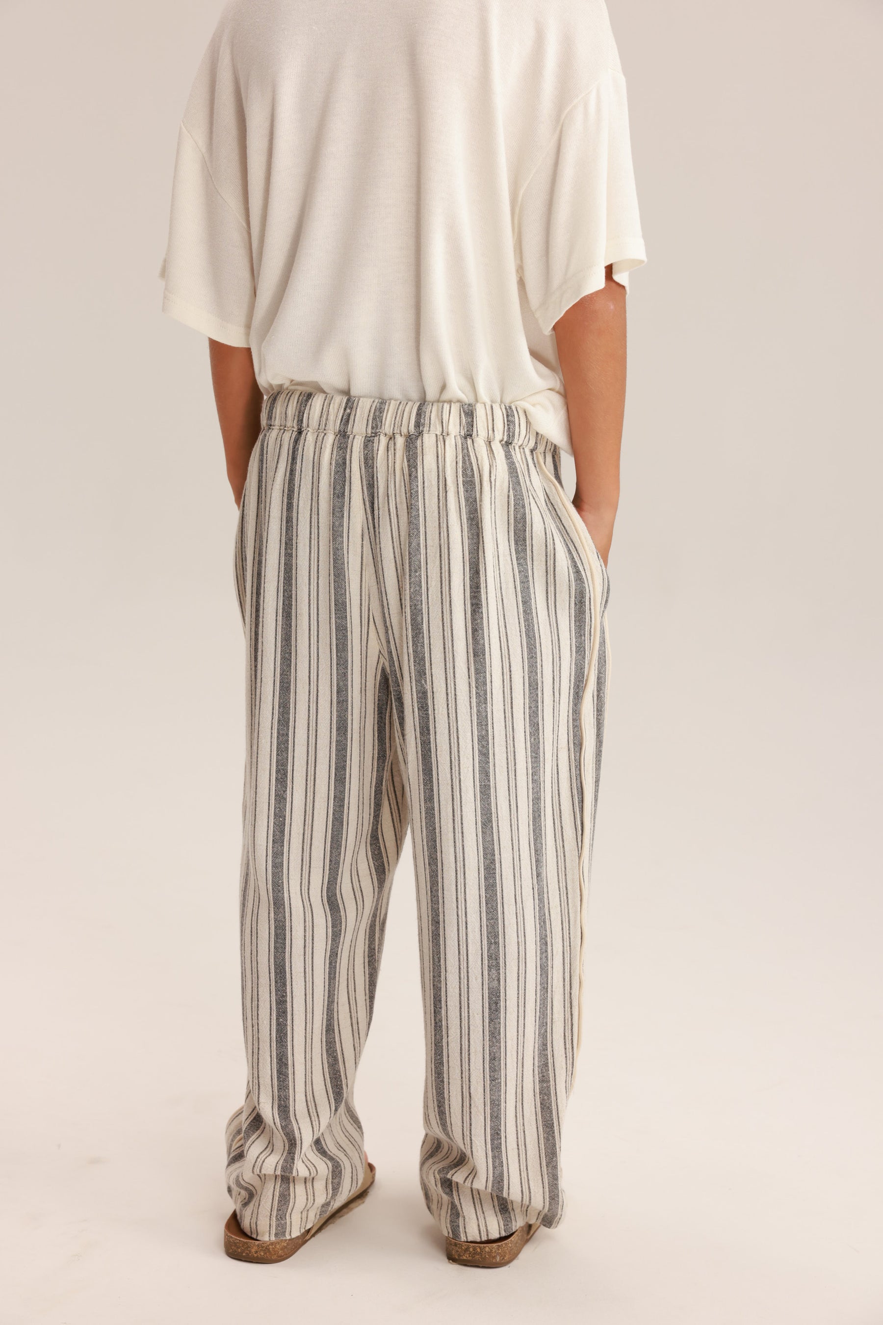 מכנסי אריאן שחור/שמנת