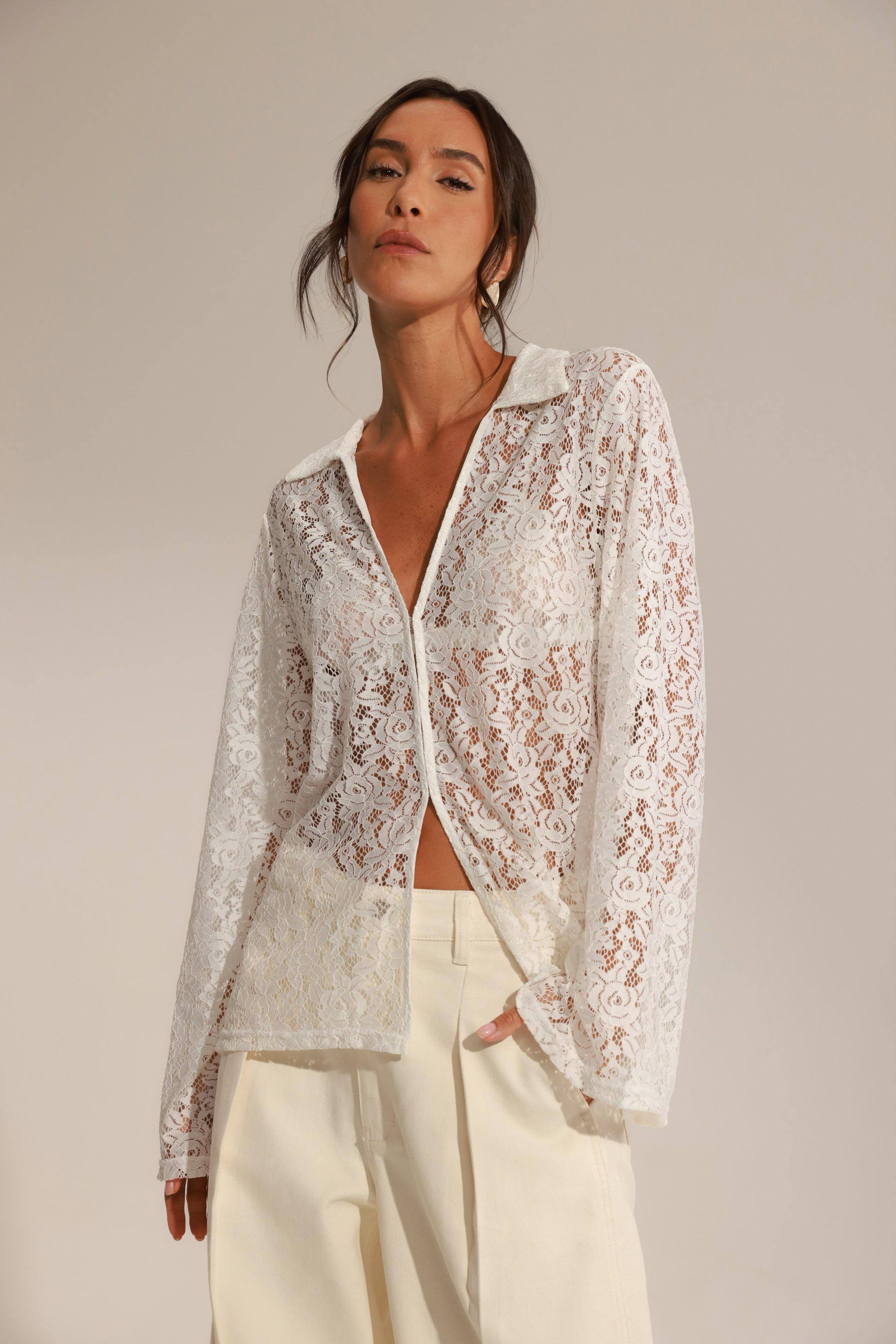 חולצת לוהאן לבנה