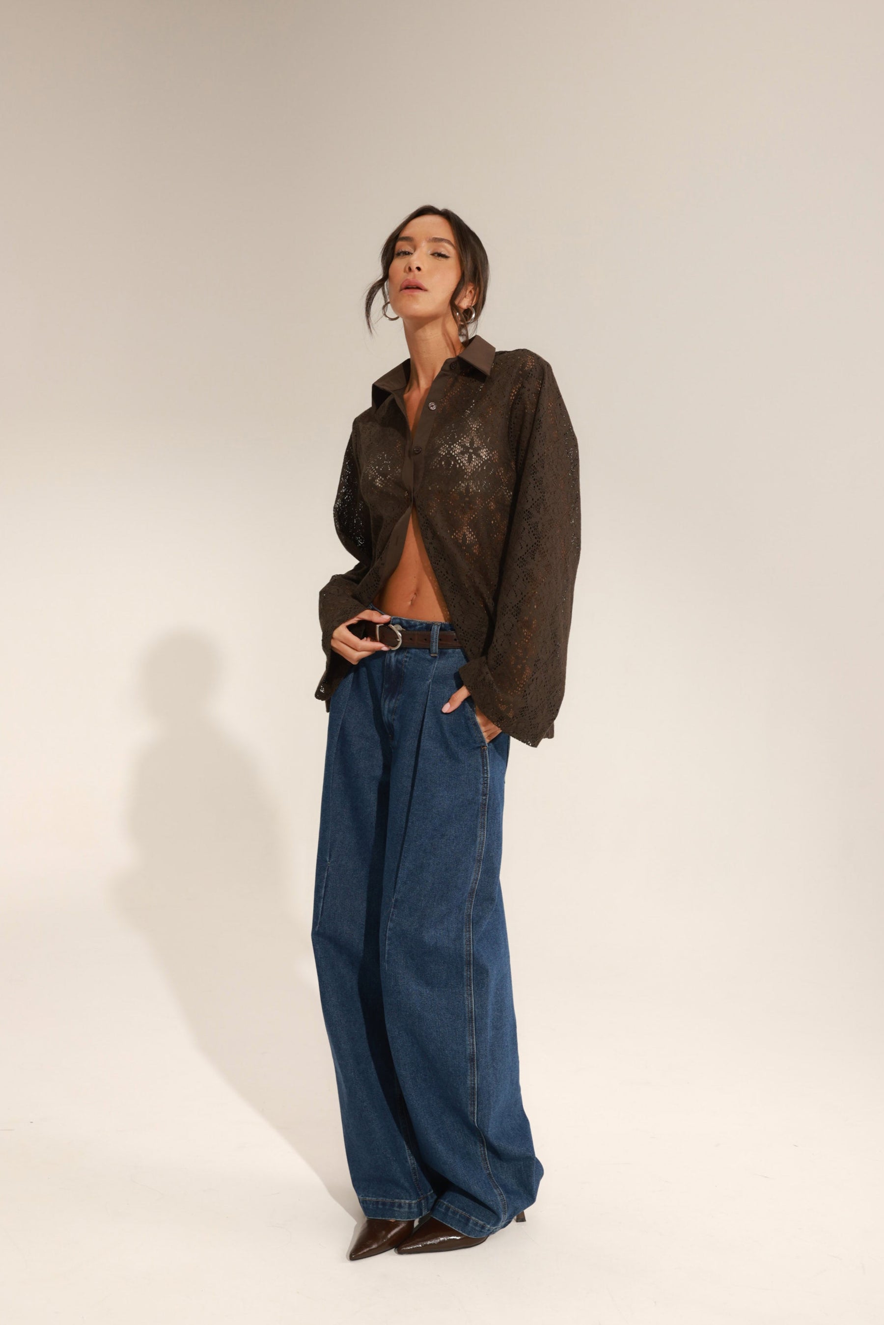 חולצת אמראל חומה