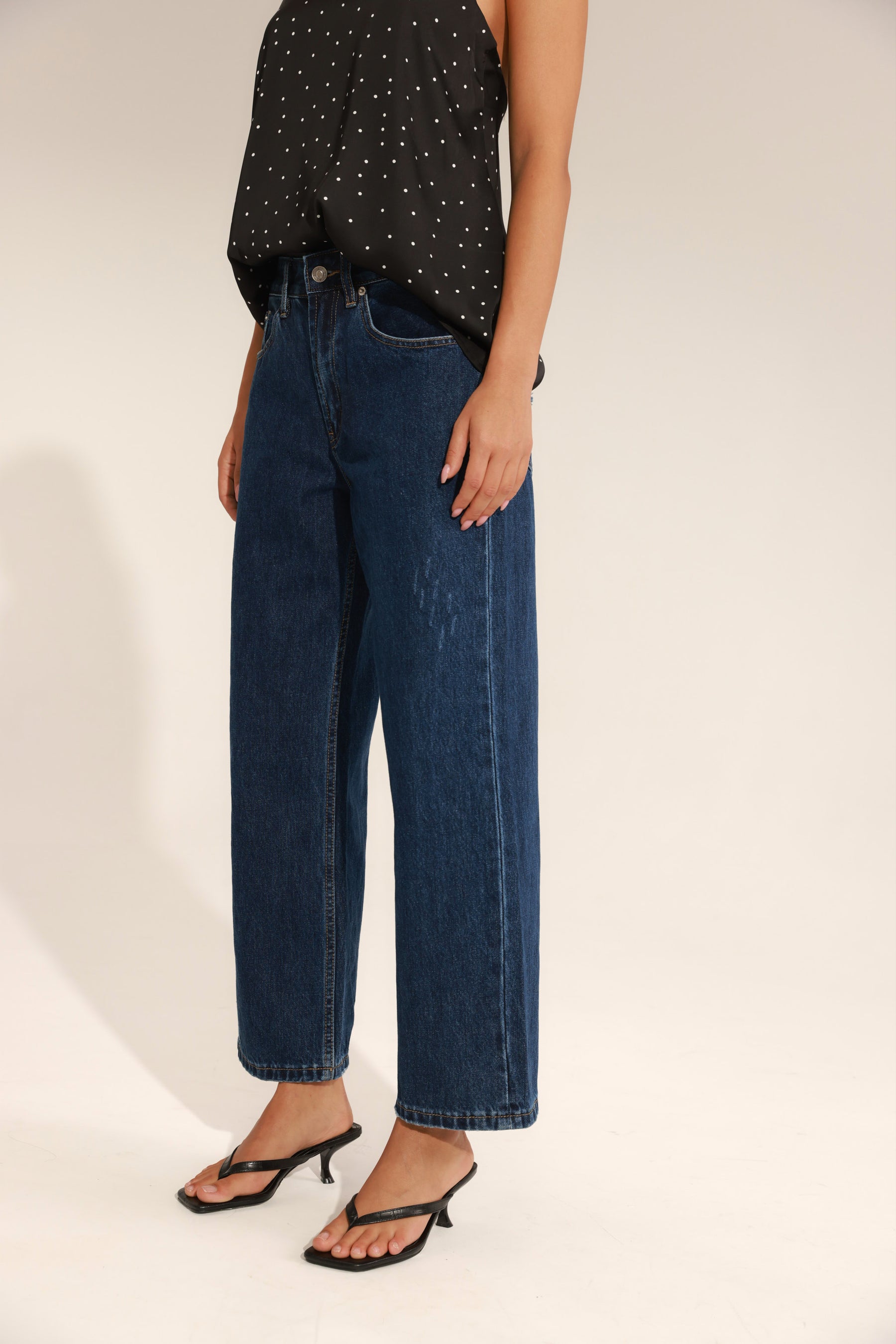 ג'ינס איתן כחול כהה