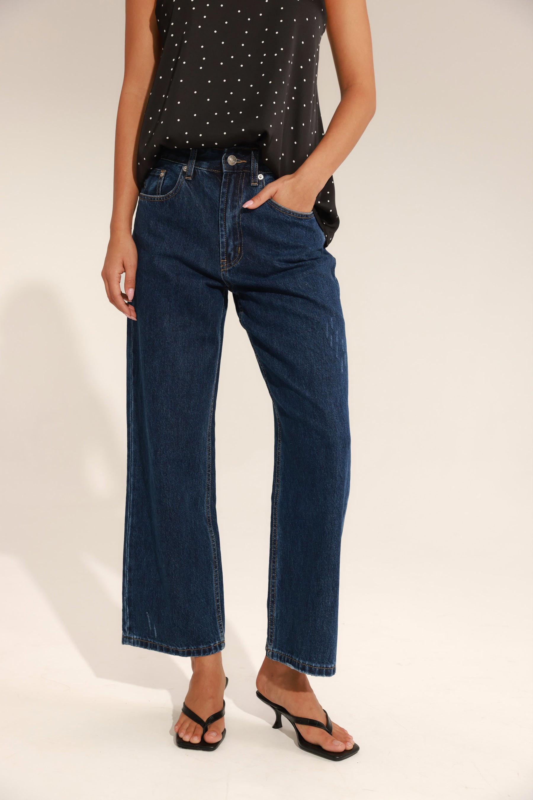 ג'ינס איתן כחול כהה