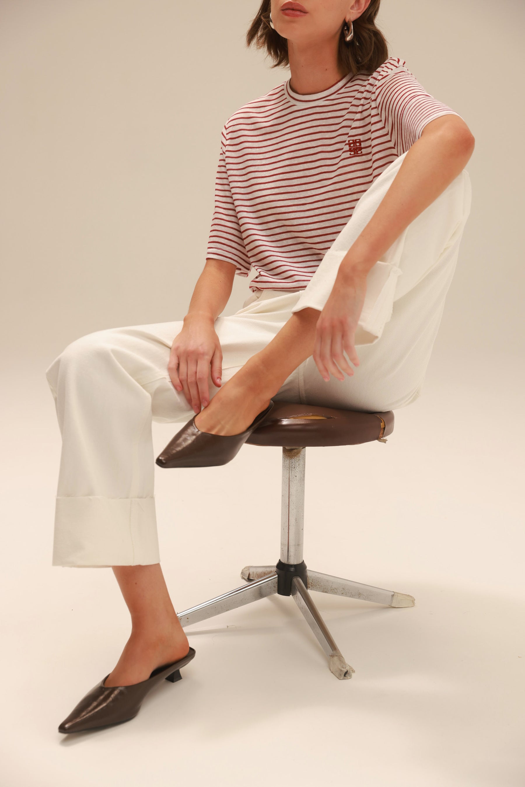 כפכפי אמבר חום כהה