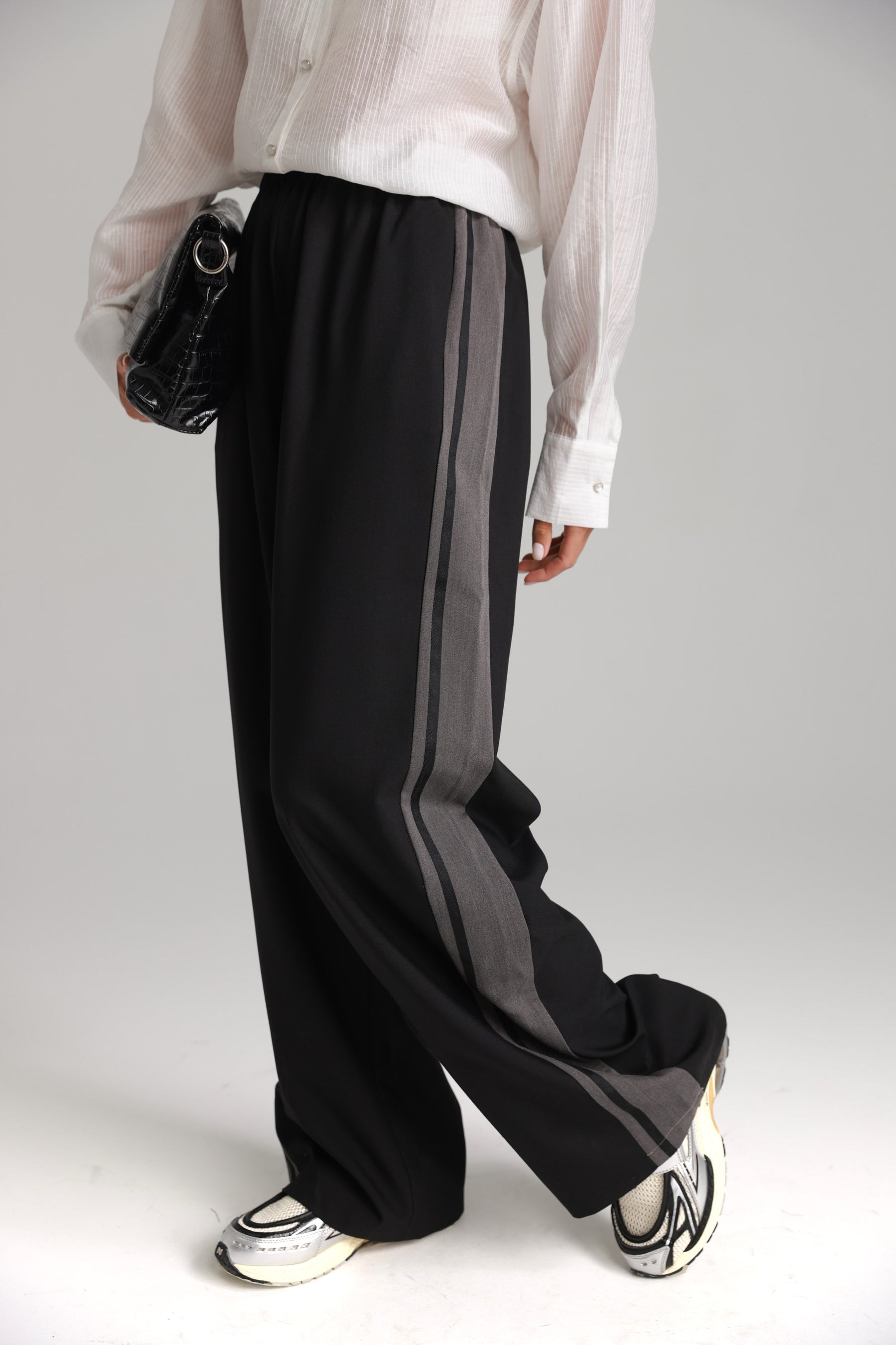 מכנסי כריסטינה שחור/אפור כהה