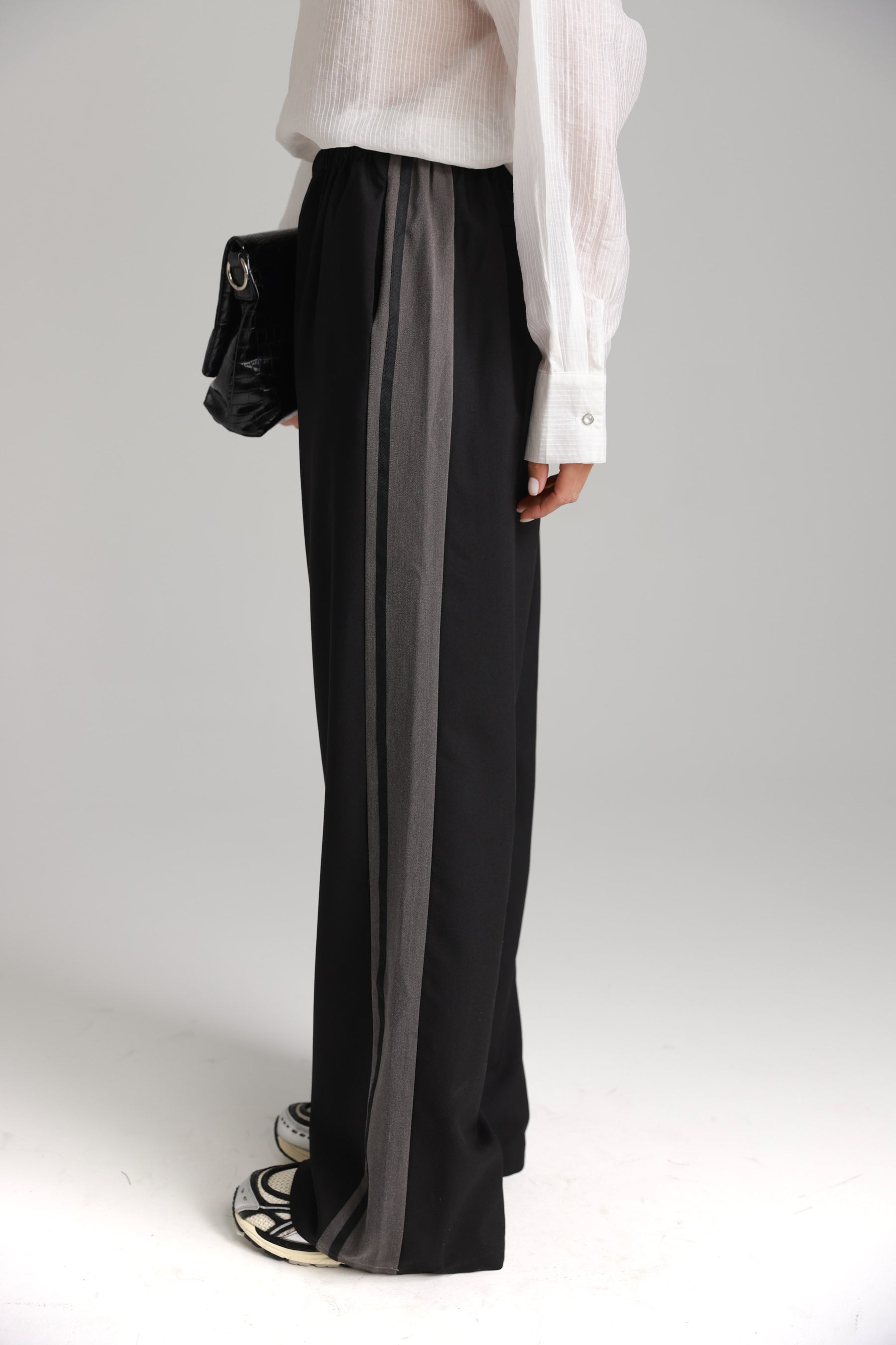 מכנסי כריסטינה שחור/אפור כהה