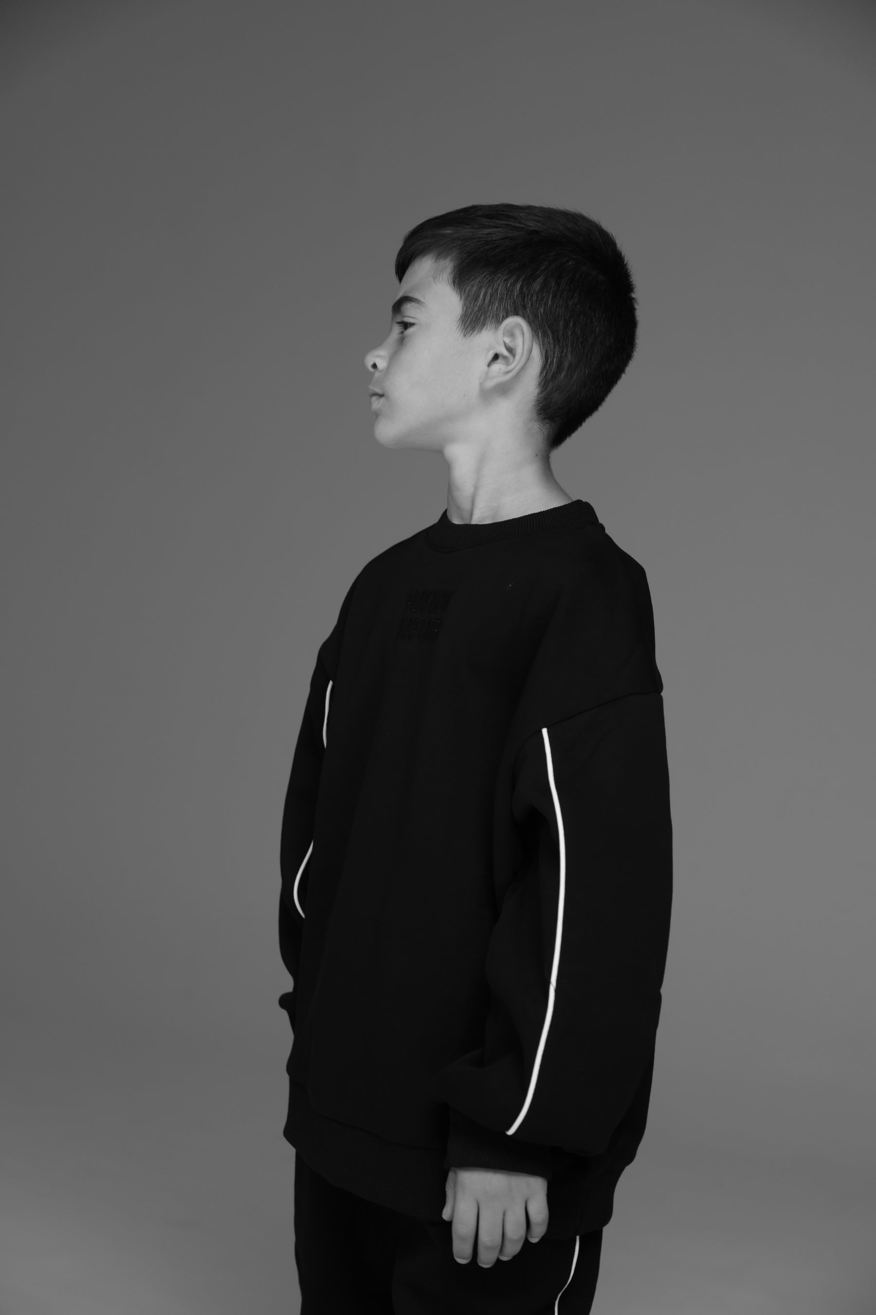 חליפת פיטר שחורה