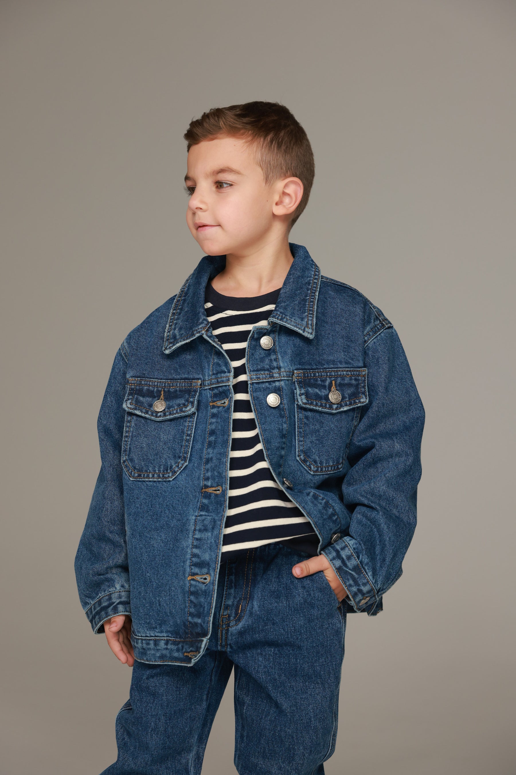 ג'קט ג'ינס ג'ניה כחול כהה