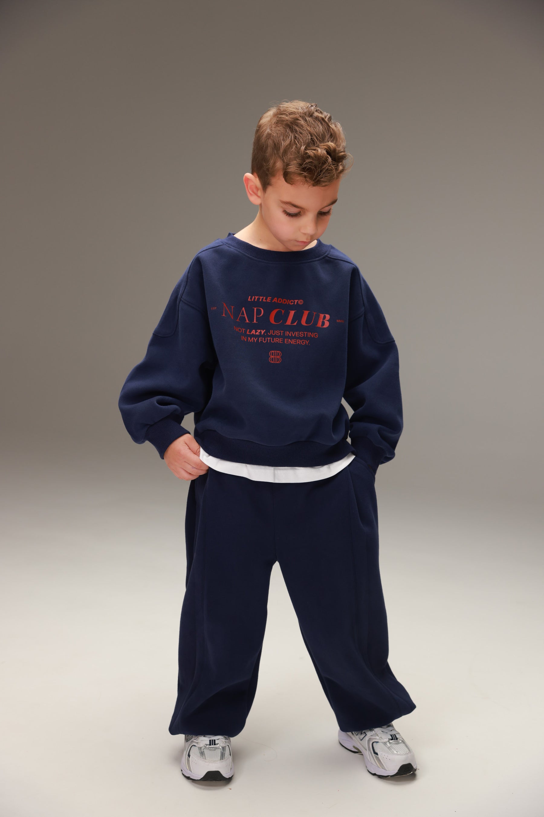 חליפת אנה נייבי