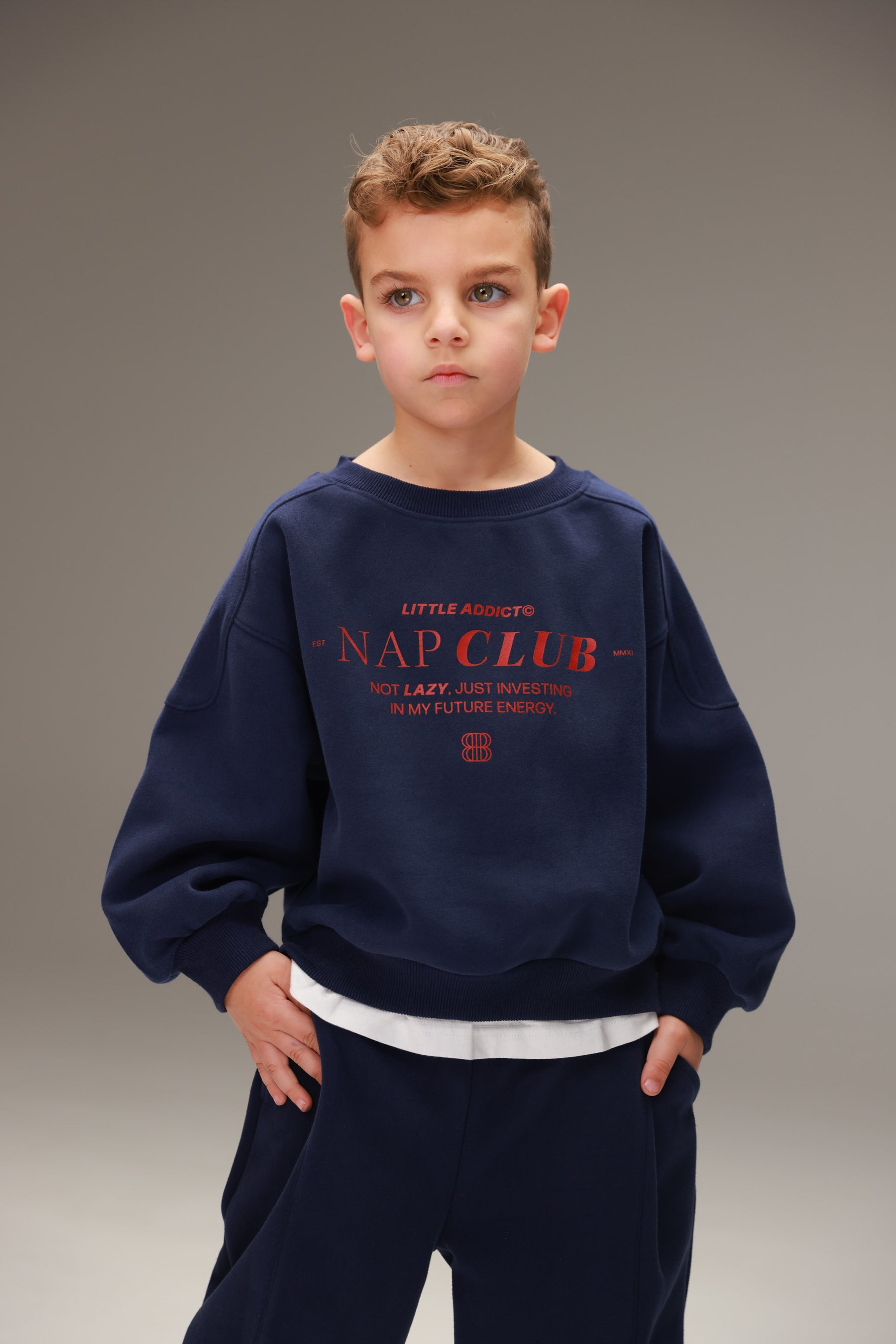 חליפת אנה נייבי