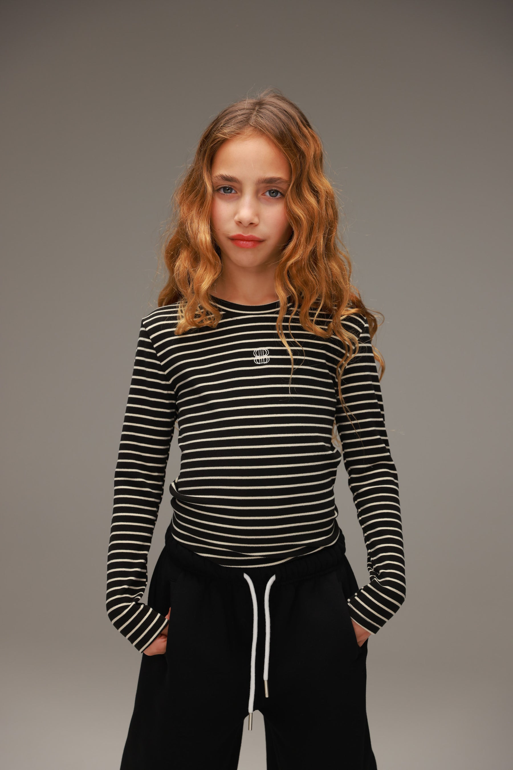 חולצת קימי פסים שחור/שמנת