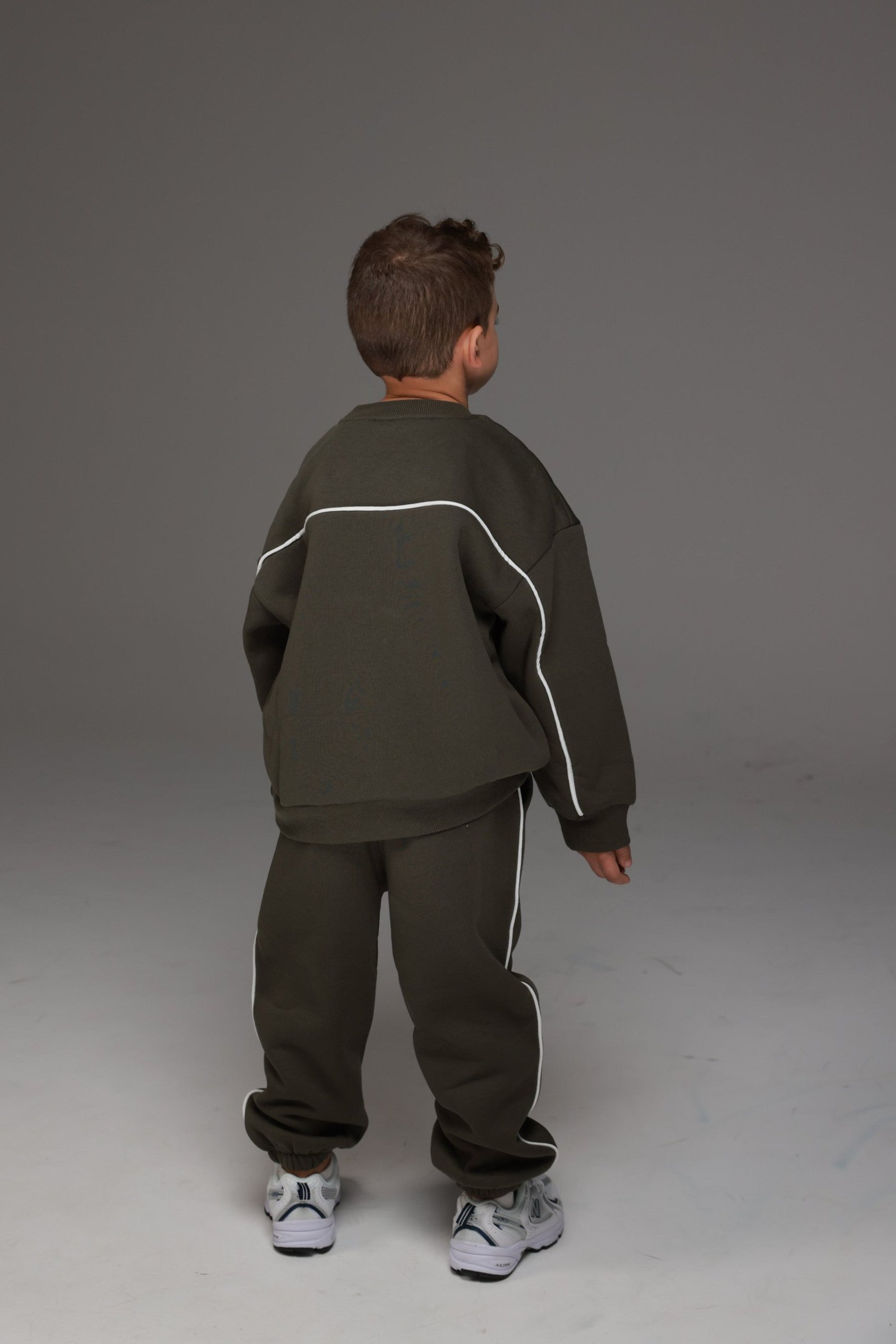 חליפת פיטר ירוקה