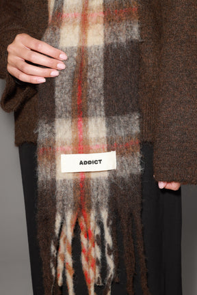 צעיף אלברט חום