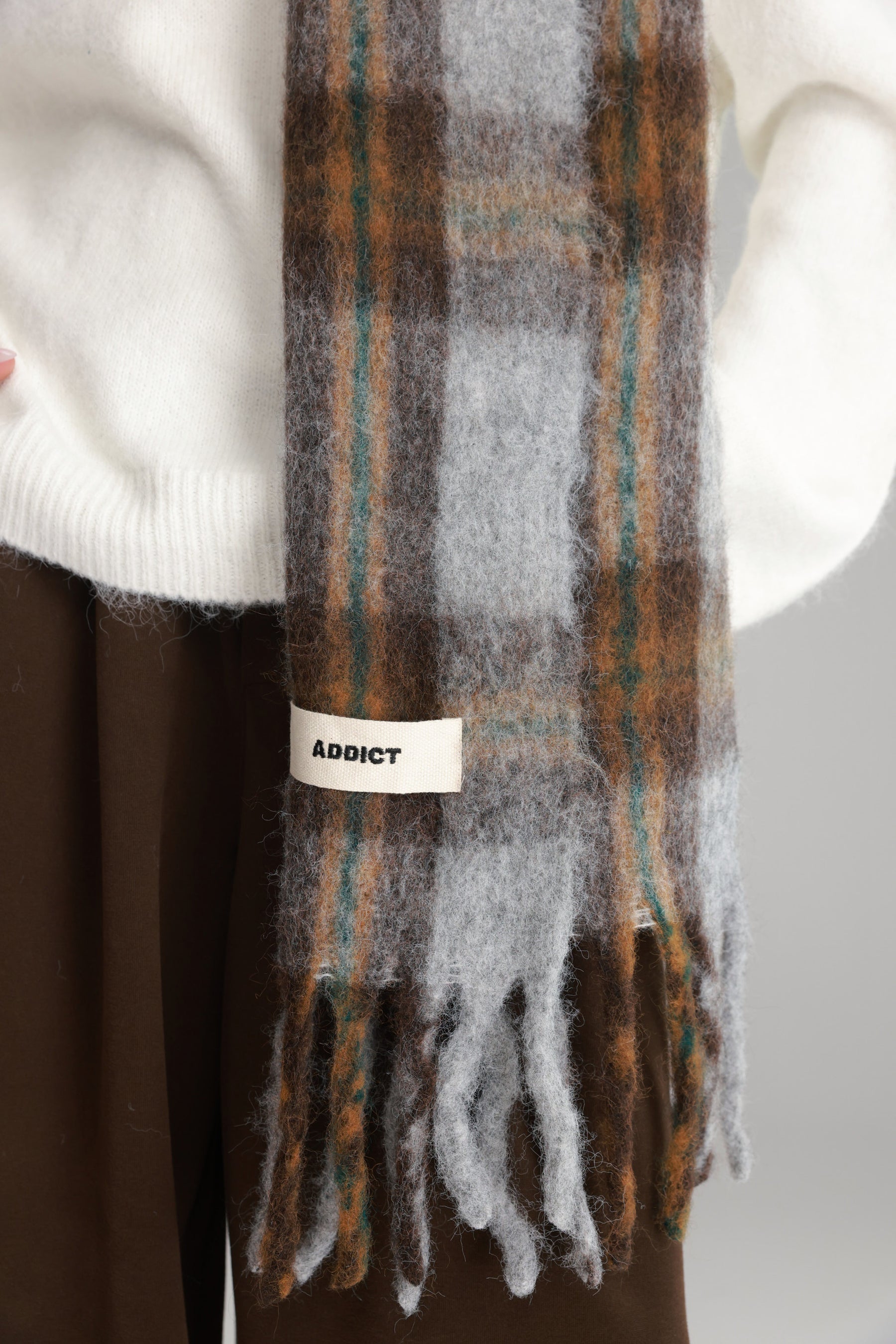 צעיף אלברט אפור