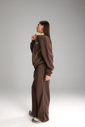 חליפת ג'ון חומה