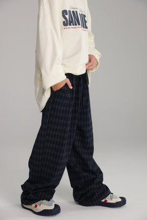 מכנסי אנטון נייבי