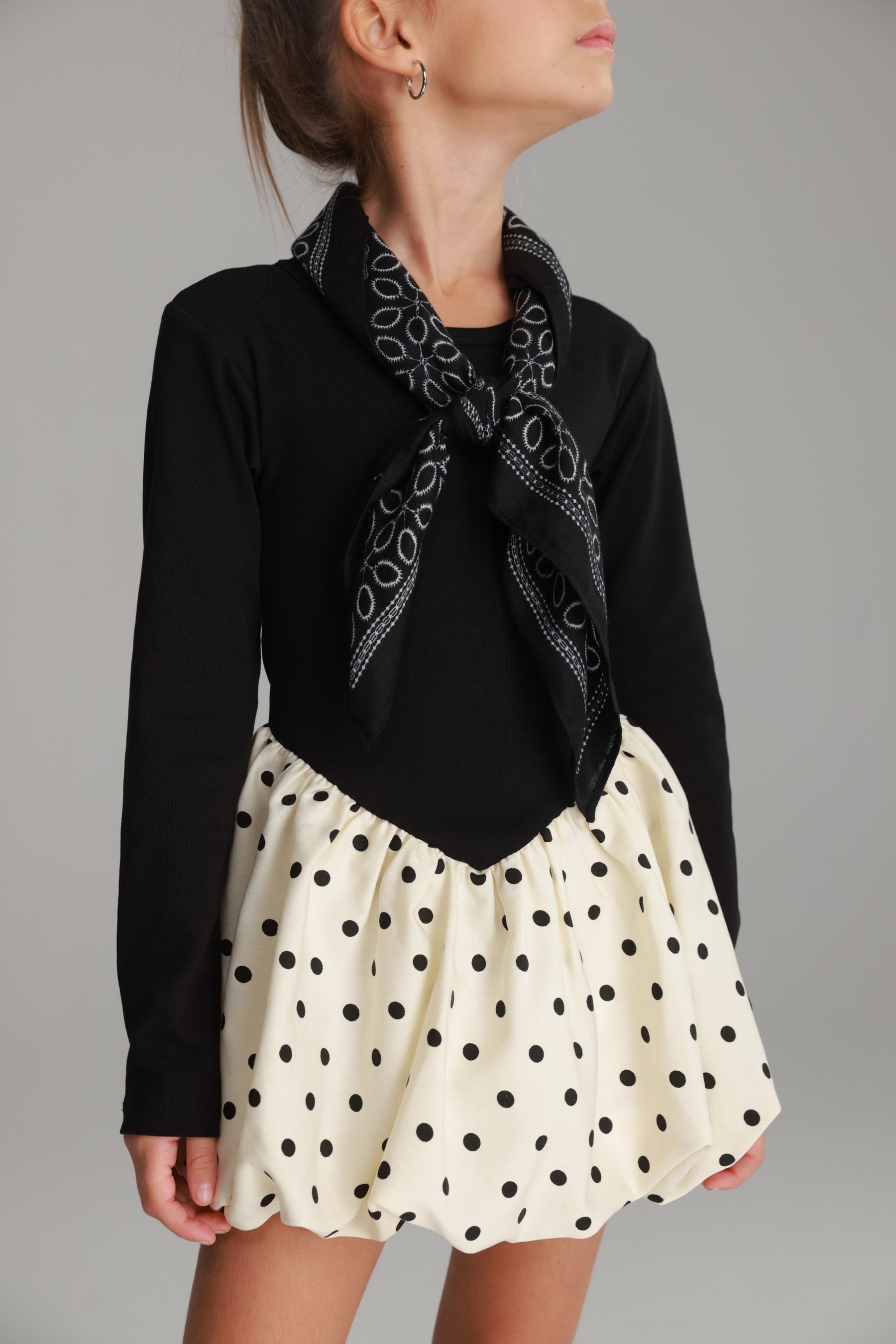 שמלת הלן שחור/שמנת