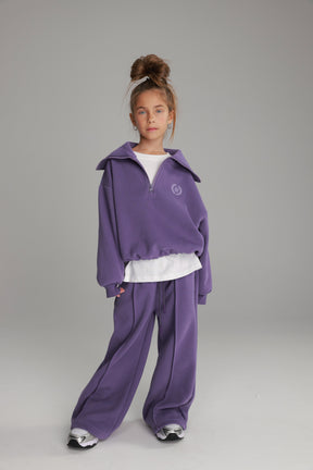 חליפת טאי סגולה