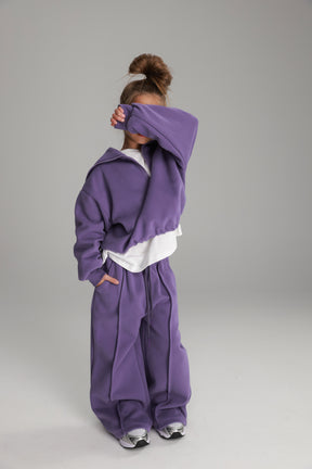 חליפת טאי סגולה