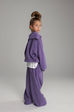 חליפת טאי סגולה