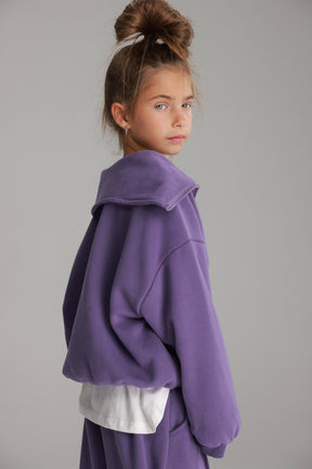 חליפת טאי סגולה