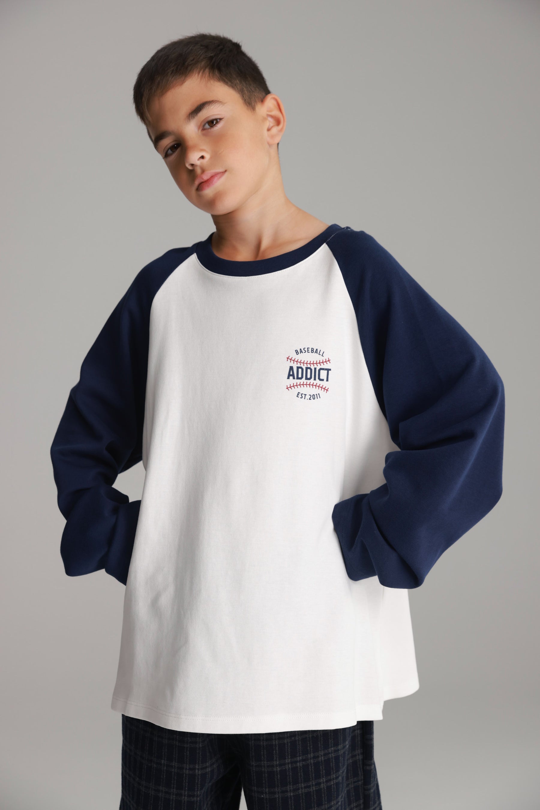 חולצת מיי לבן/נייבי