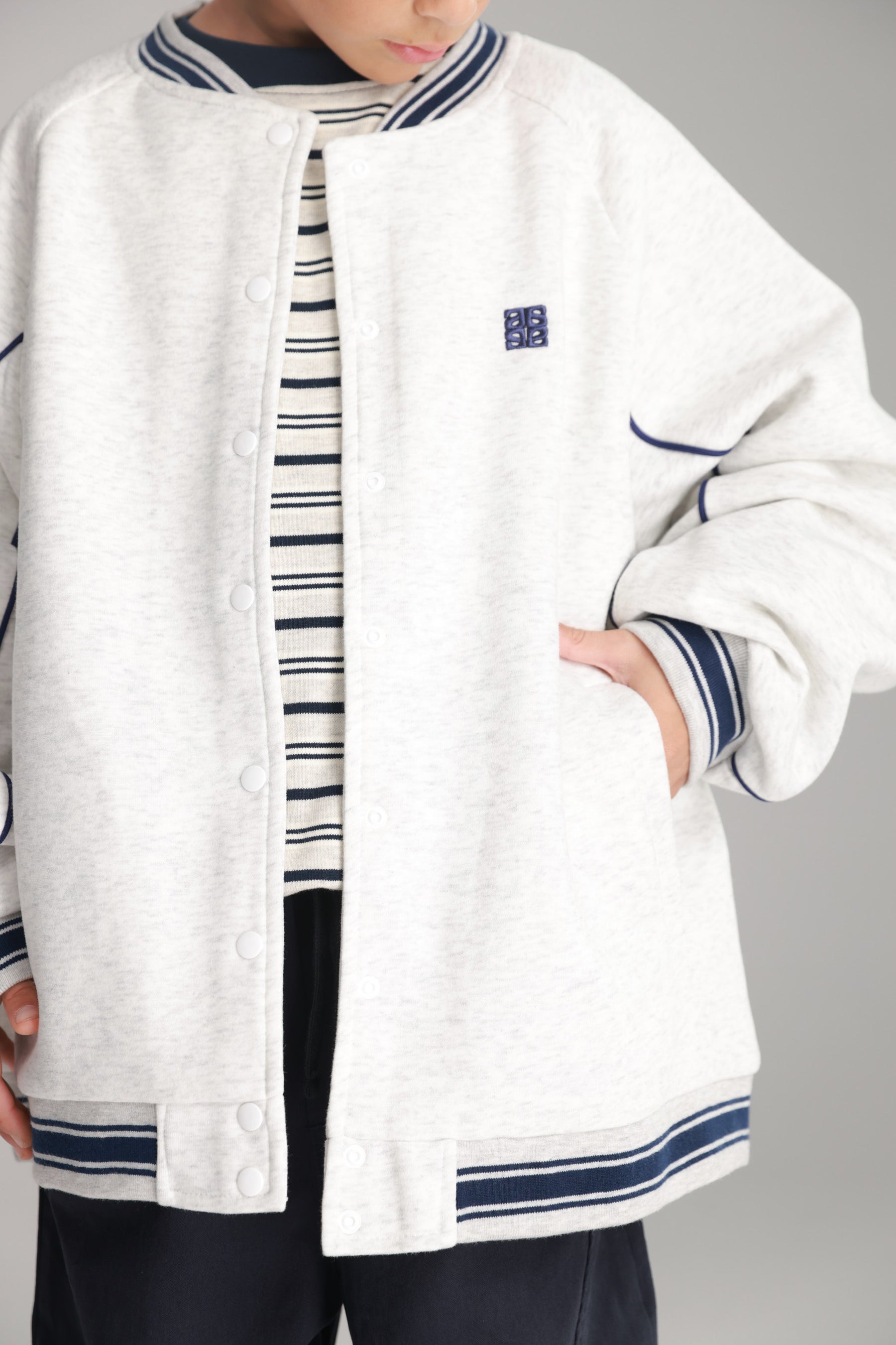 ג'קט אולי אפור בהיר