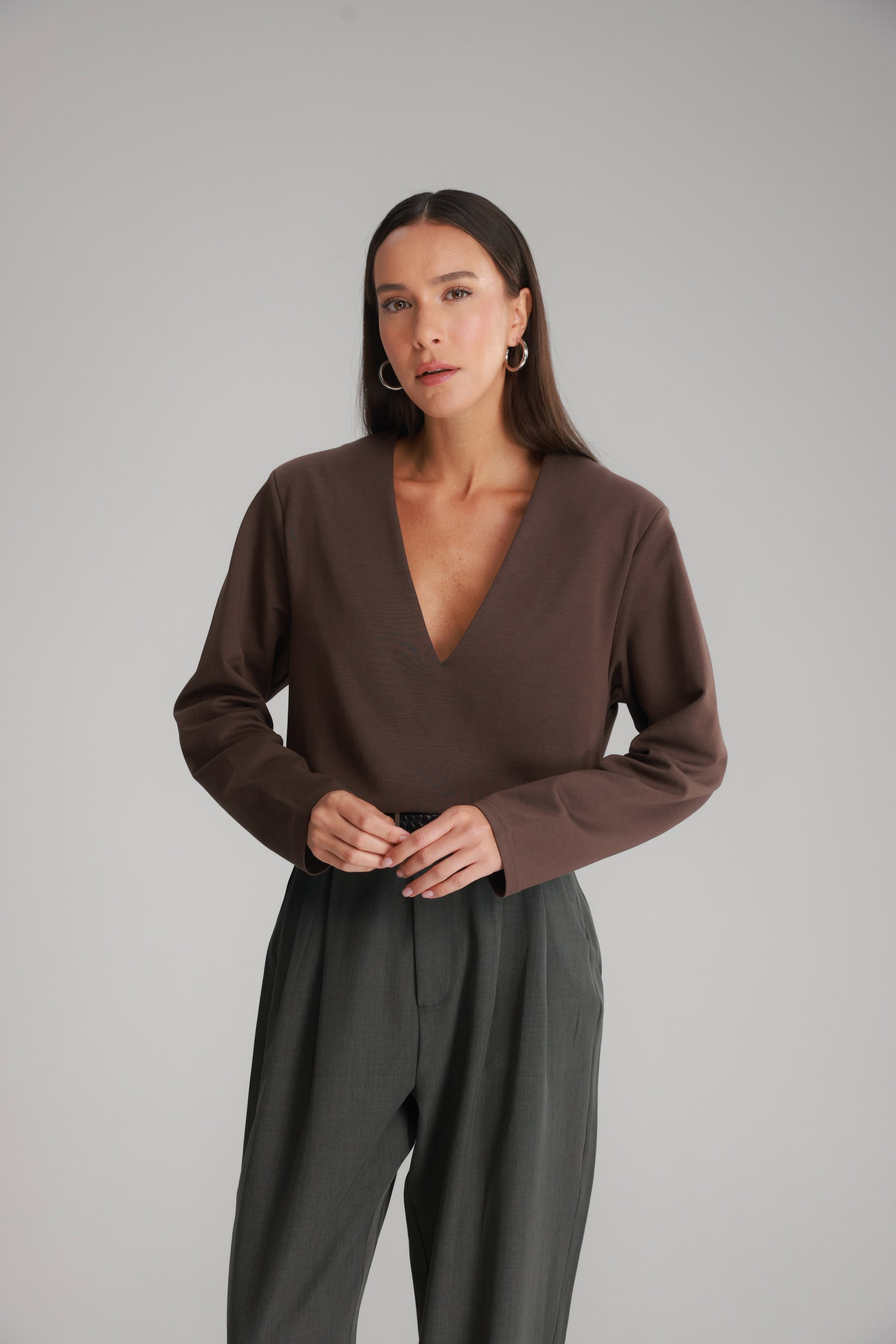 חולצת מרינה חום כהה