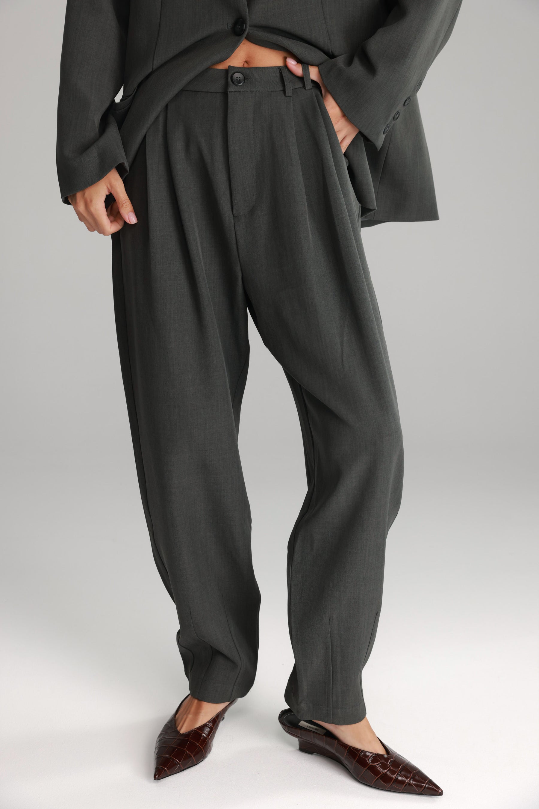 מכנסי אלכסנדרה אפורים