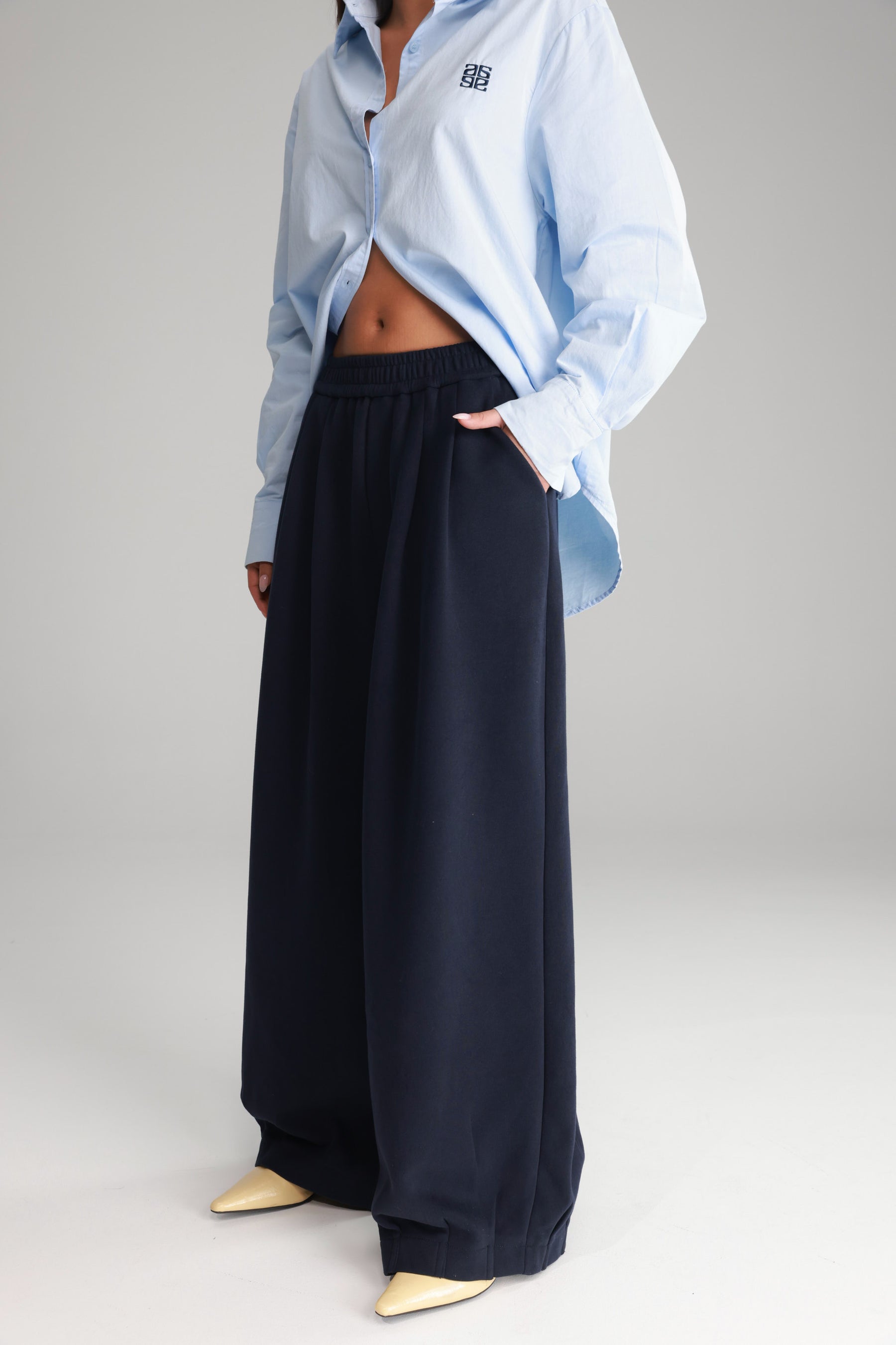 מכנסי בילי נייבי