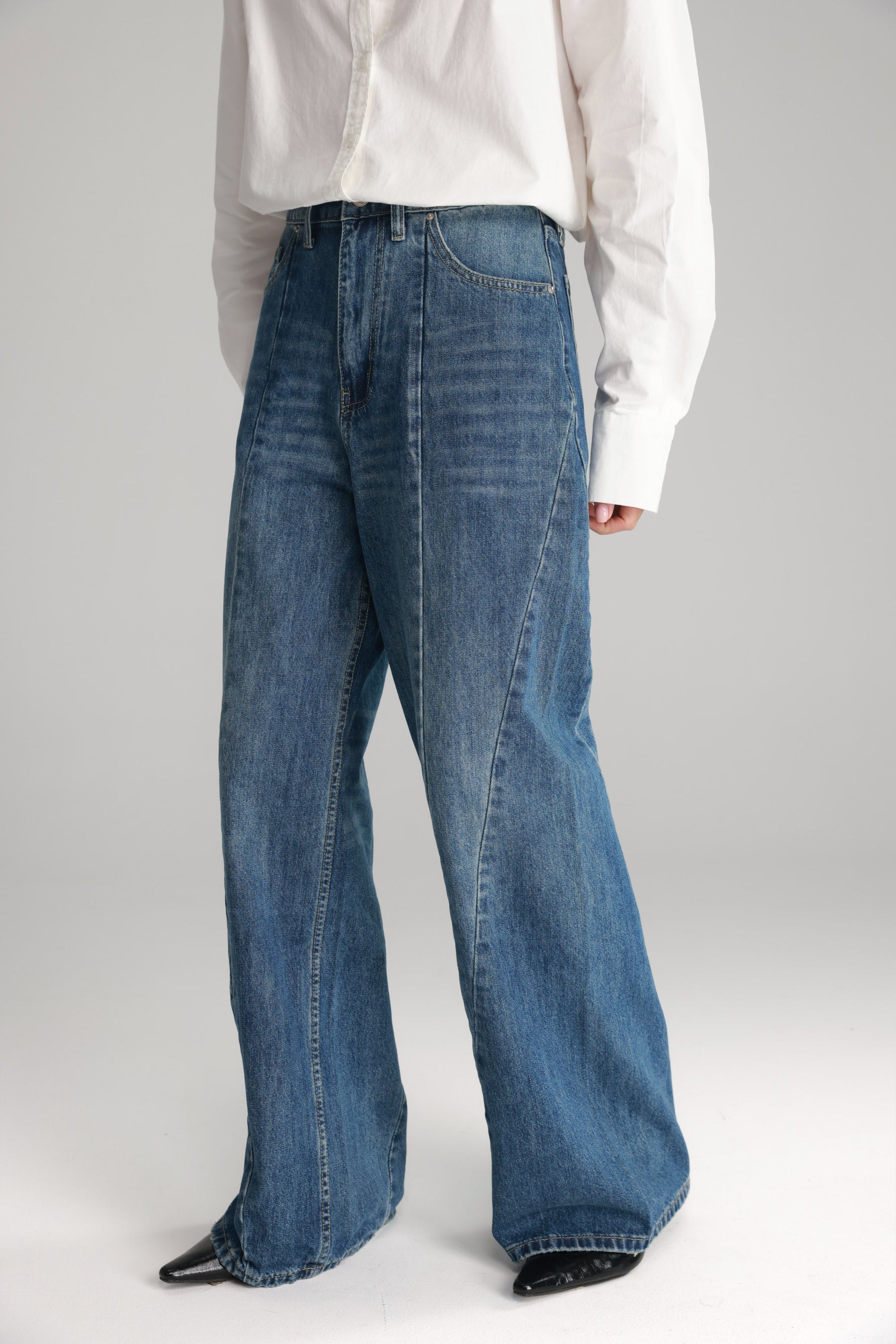 ג'ינס צ'לסי כחול כהה