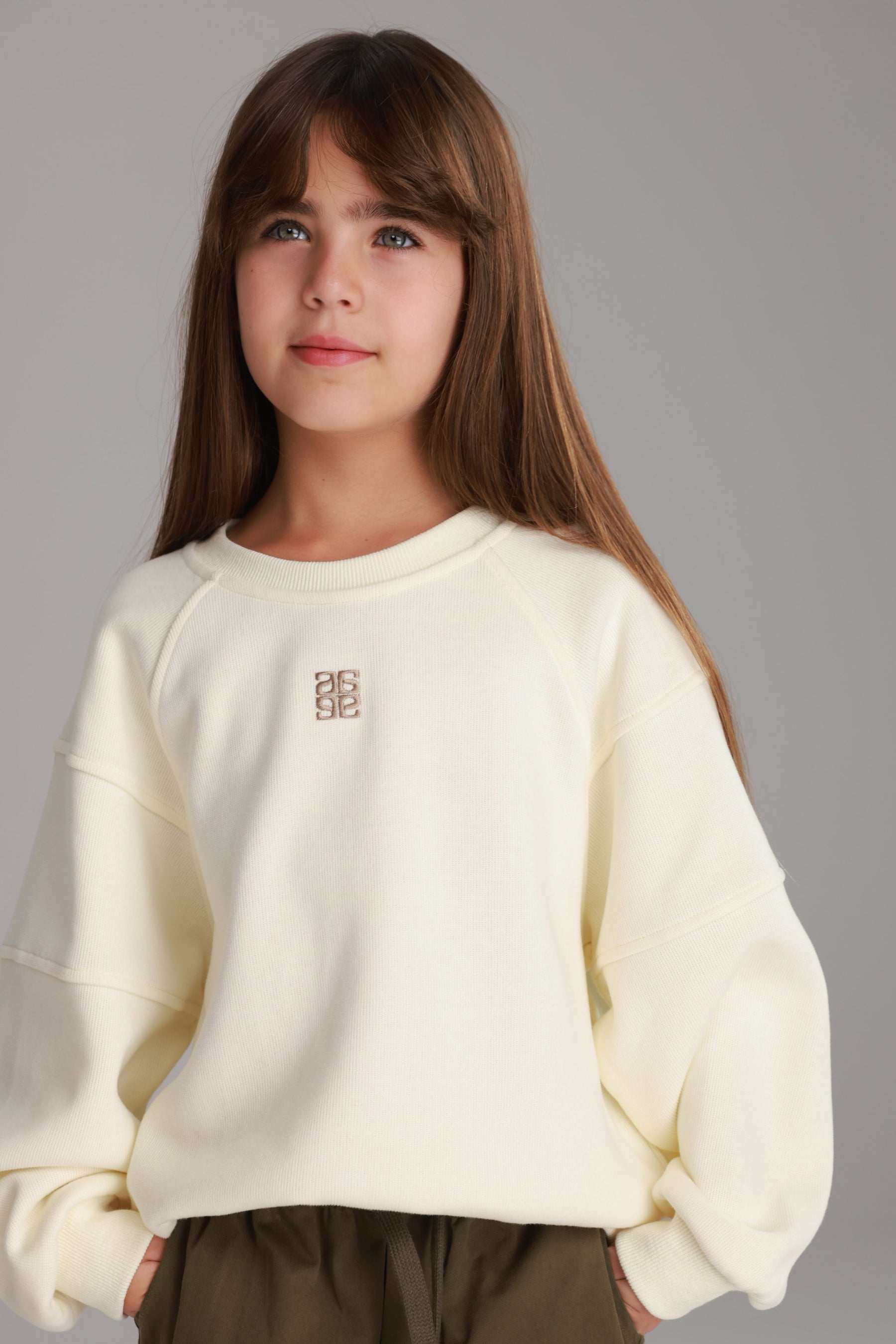 סוויטשירט נינה שמנת