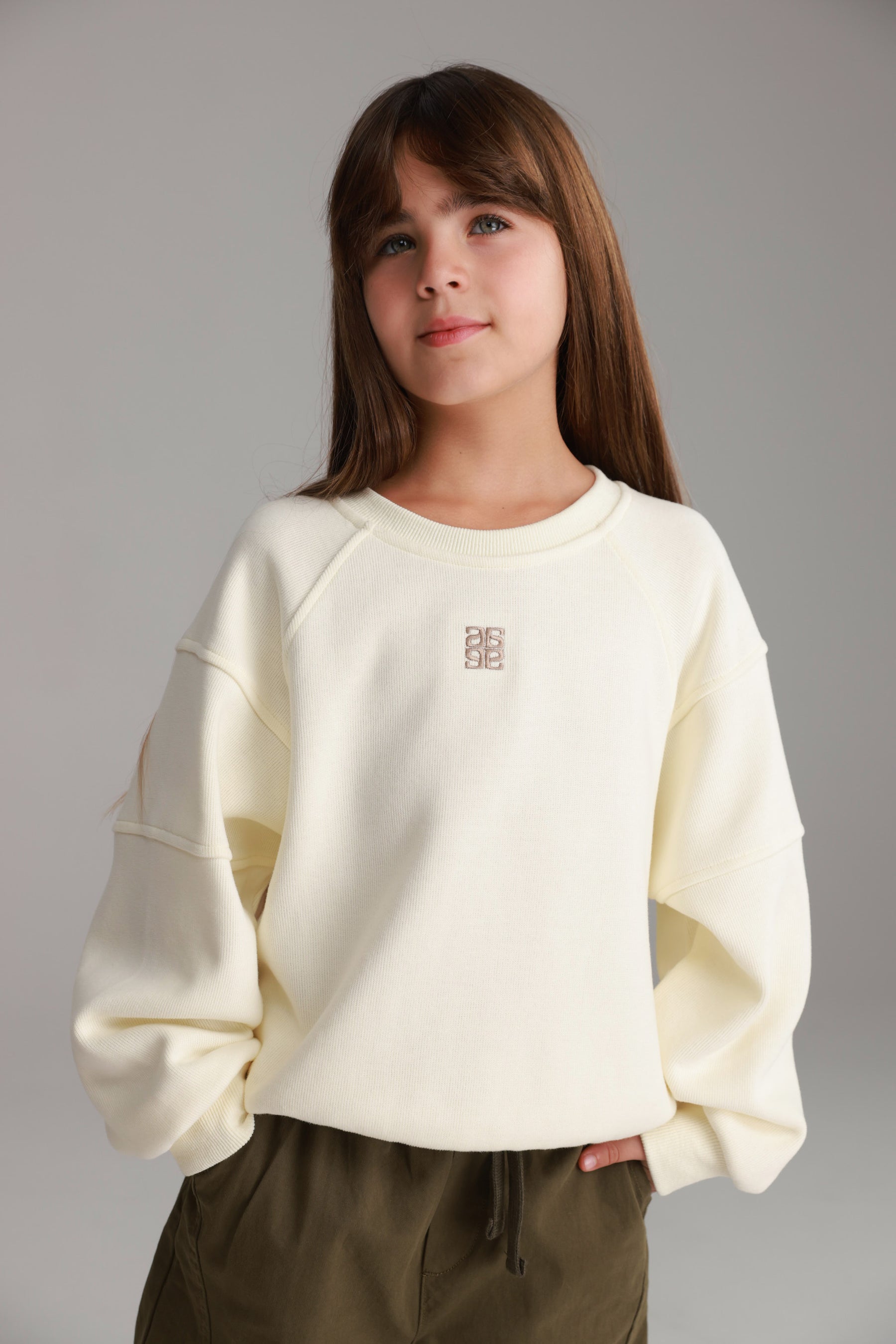 סוויטשירט נינה שמנת