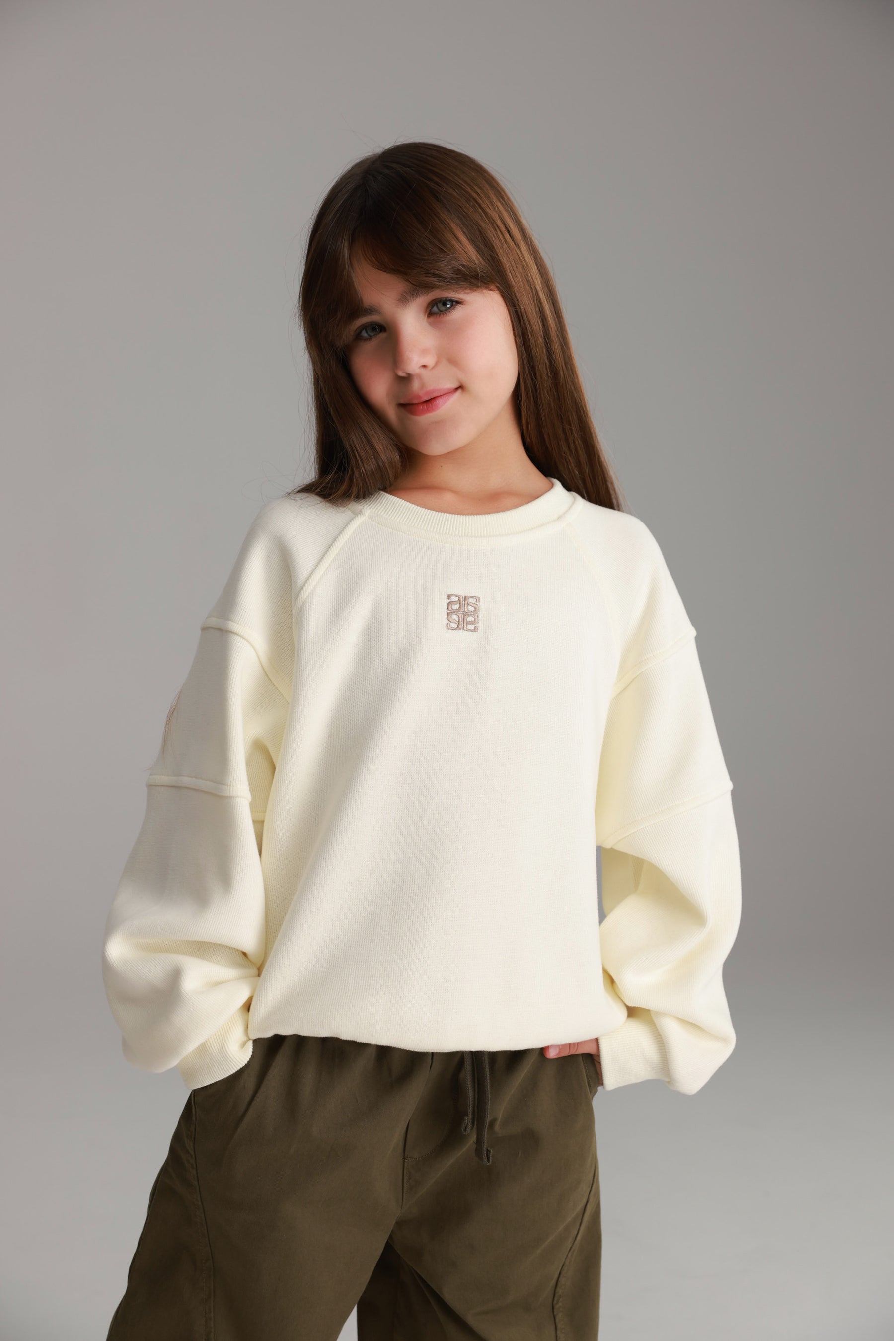 סוויטשירט נינה שמנת