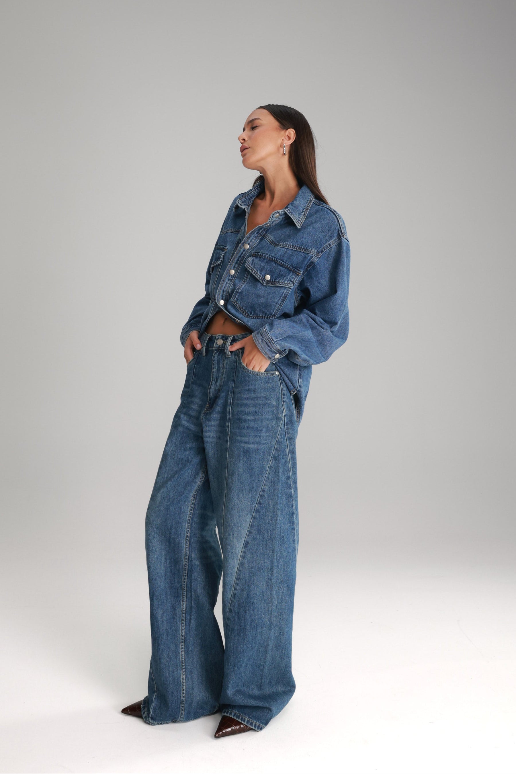 ג'ינס צ'לסי כחול כהה