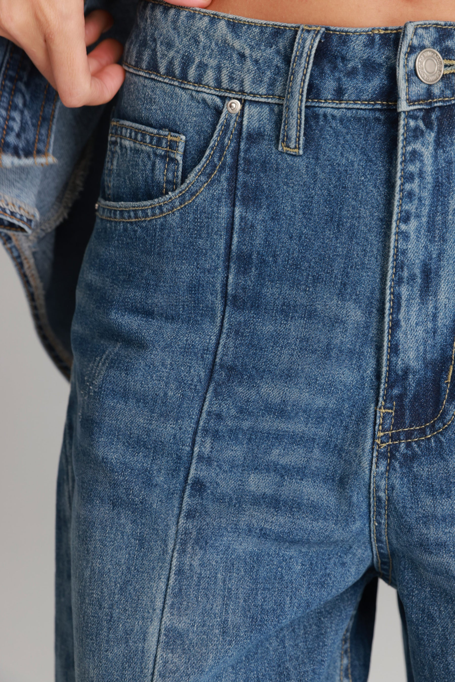 ג'ינס צ'לסי כחול כהה