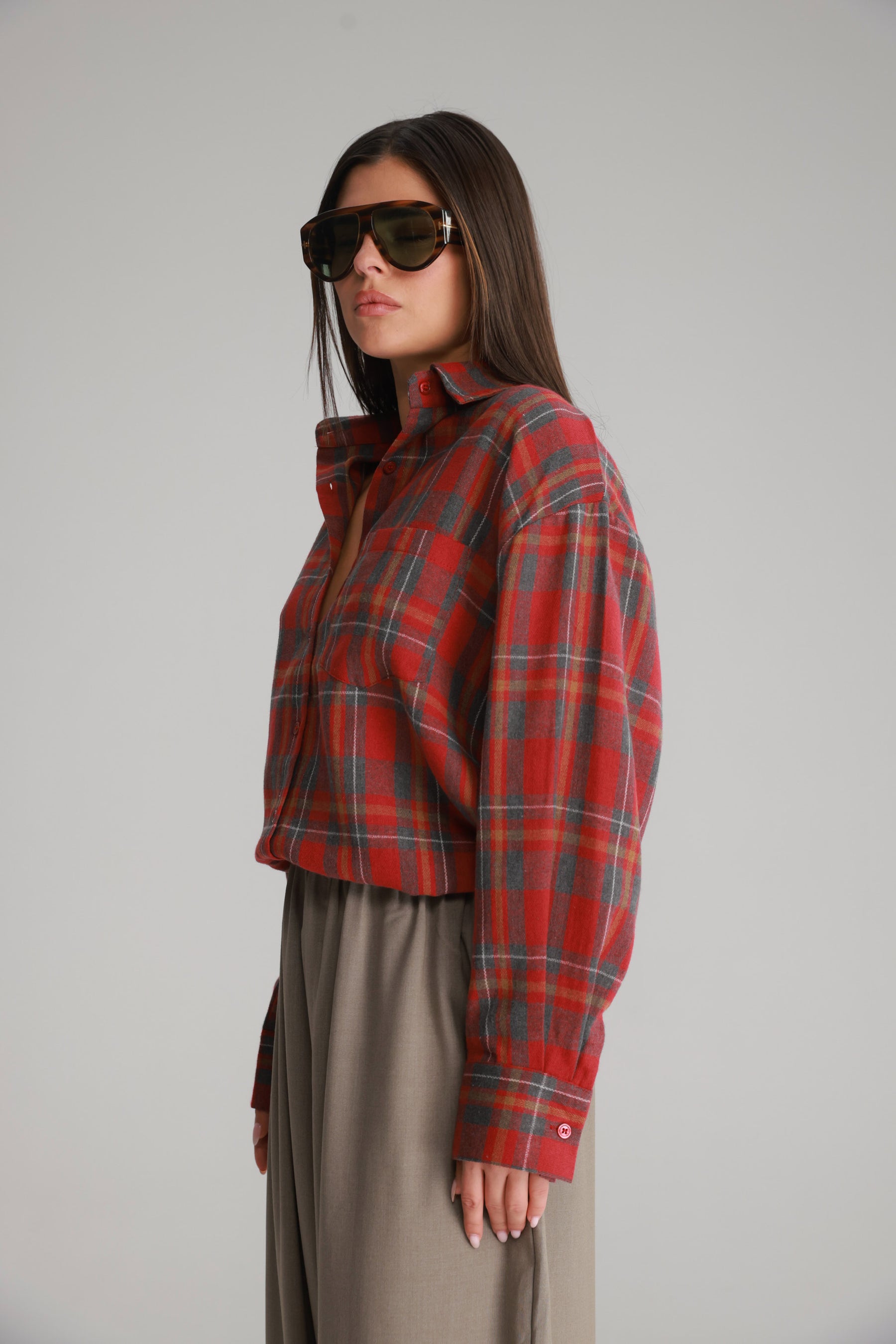 חולצת דרלין מכופתרת אדומה