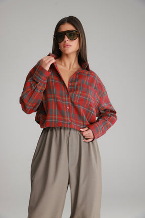 חולצת דרלין מכופתרת אדומה