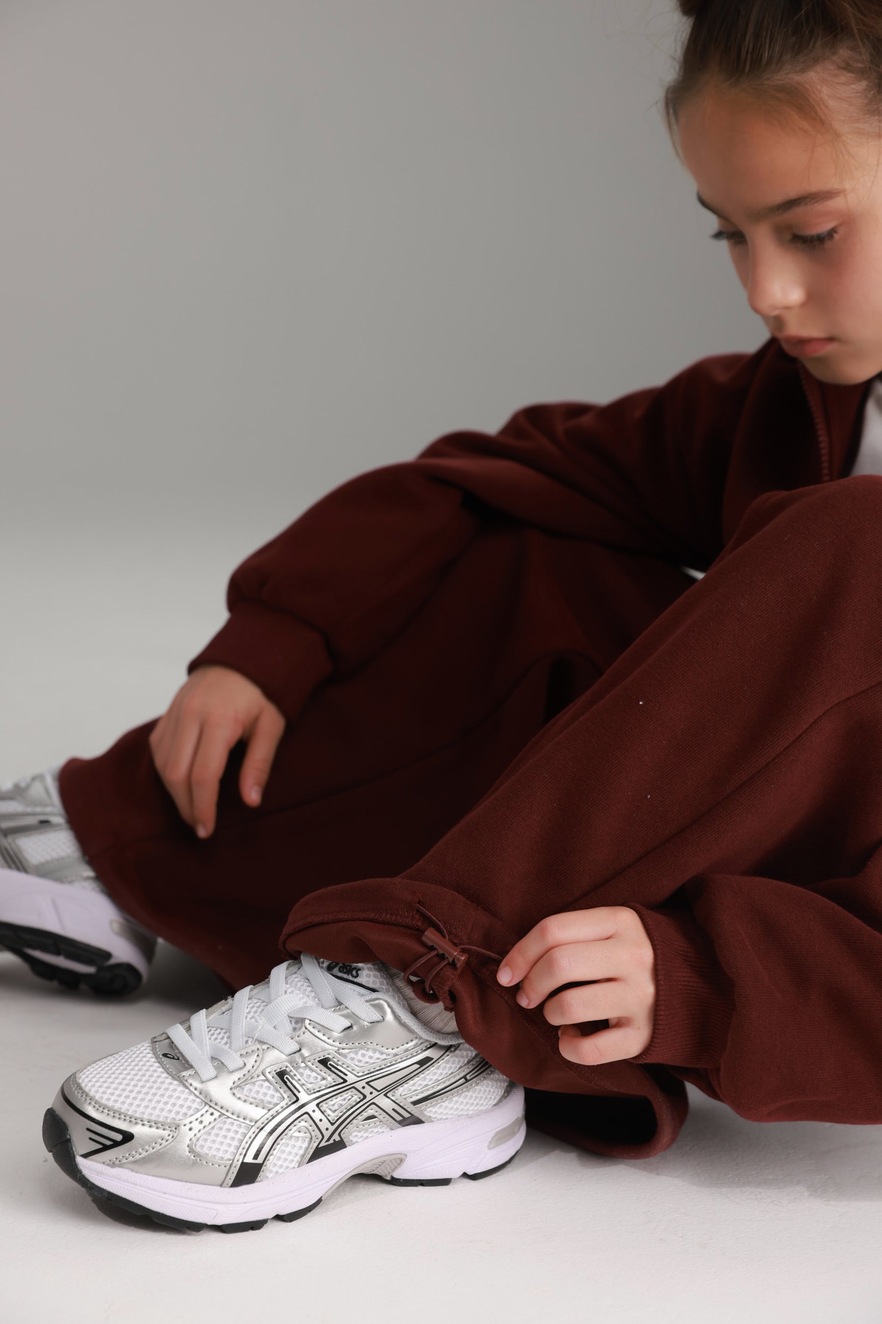 חליפת טאי בורדו