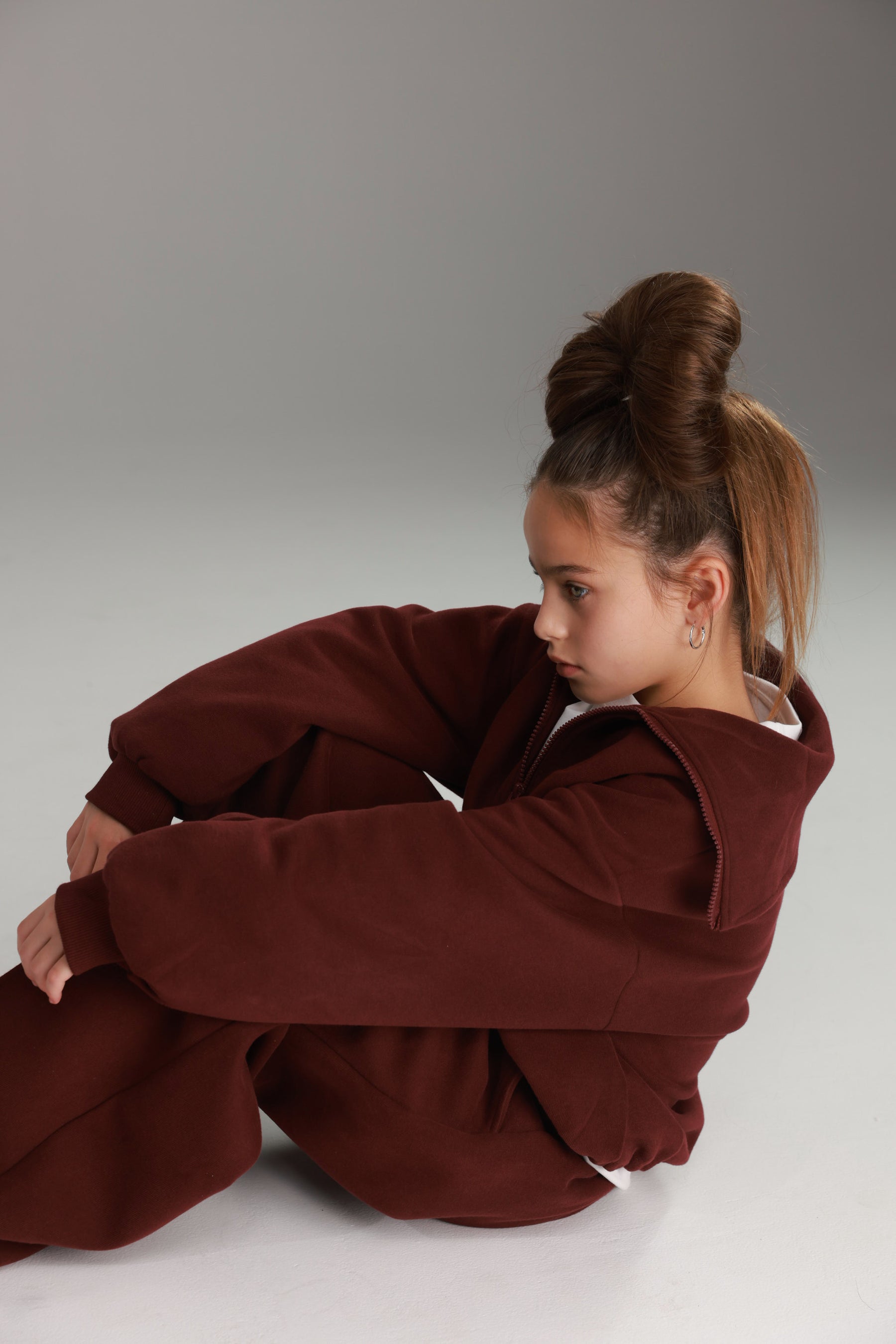 חליפת טאי בורדו