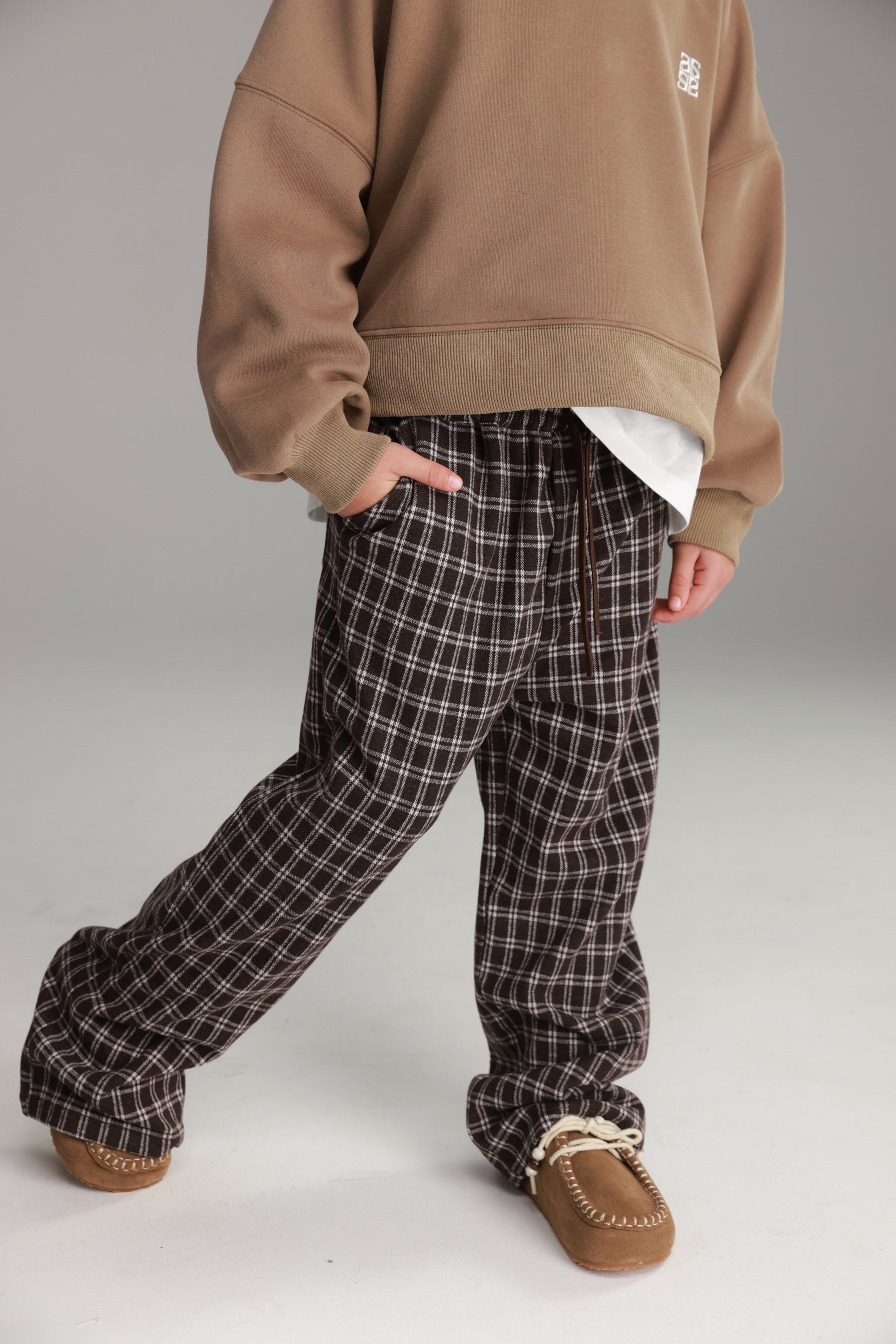 מכנסי אנטון חומים