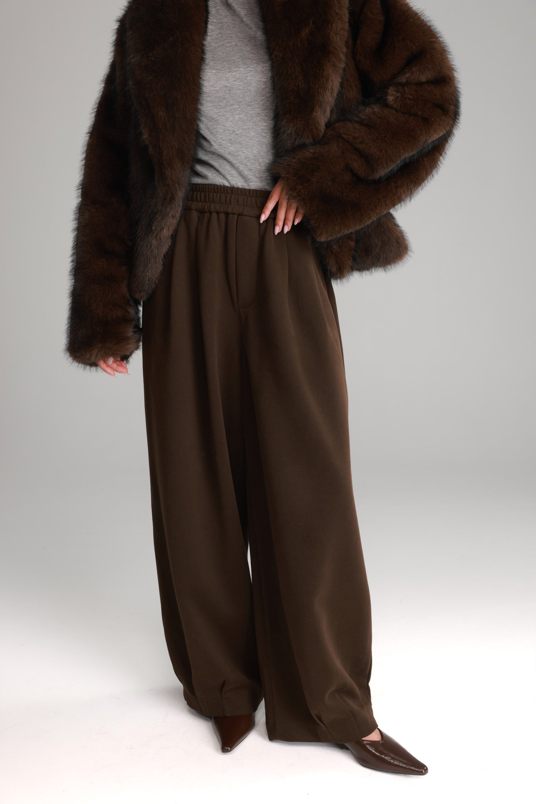 מכנסי בילי חום כהה