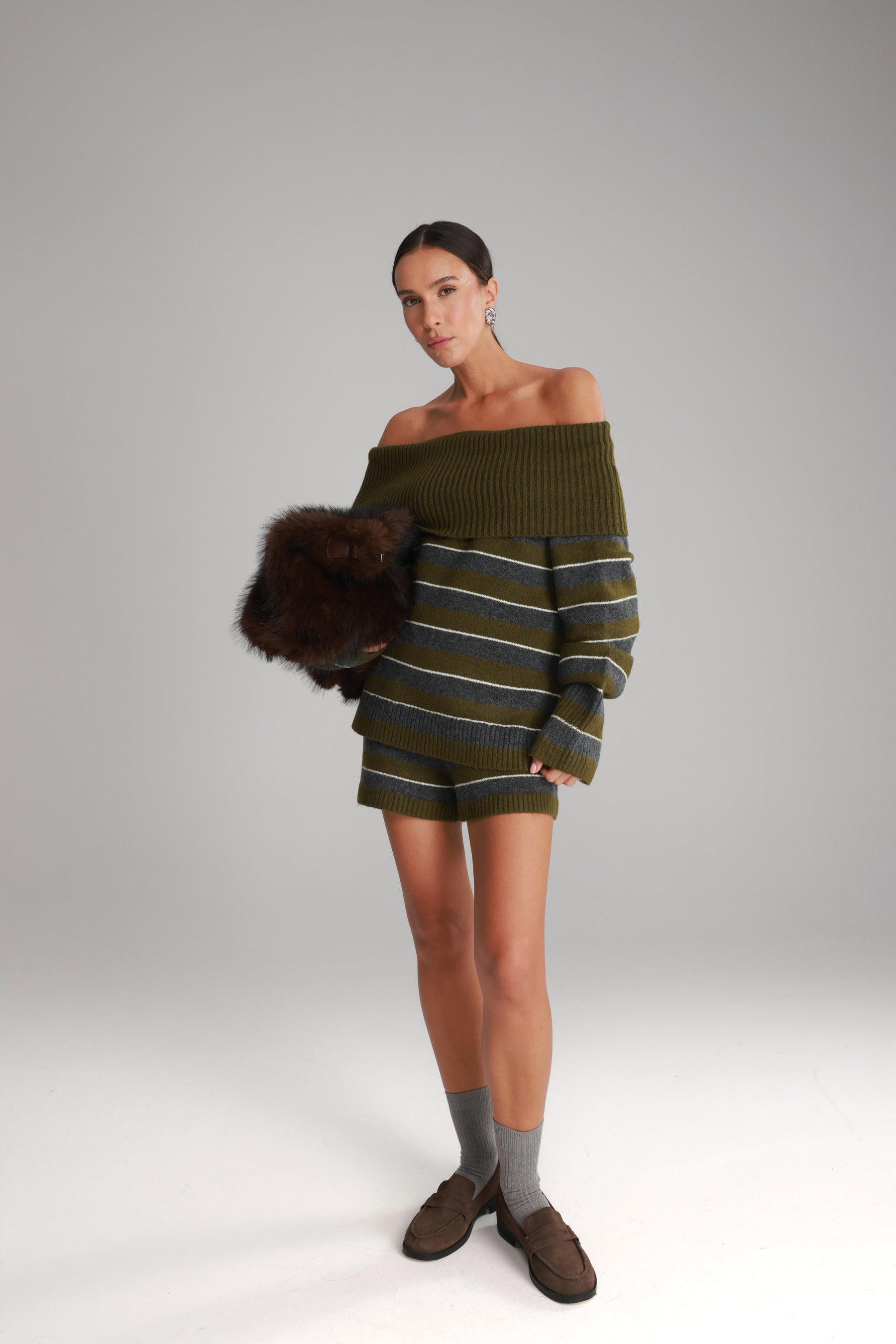 חליפת ג'וספין פסים ירוק/אפור