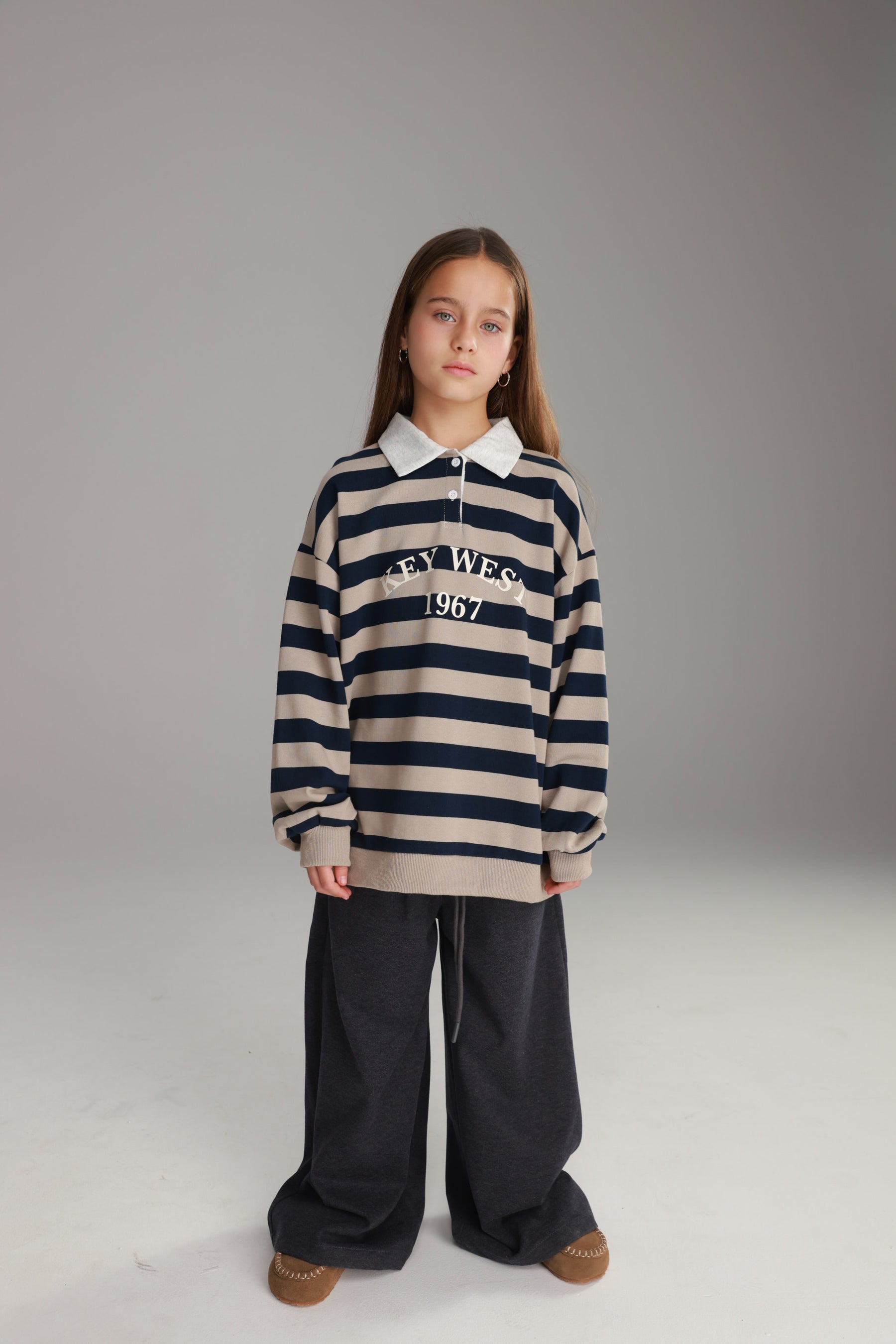 סוויטשירט קוני פסים בז'/נייבי